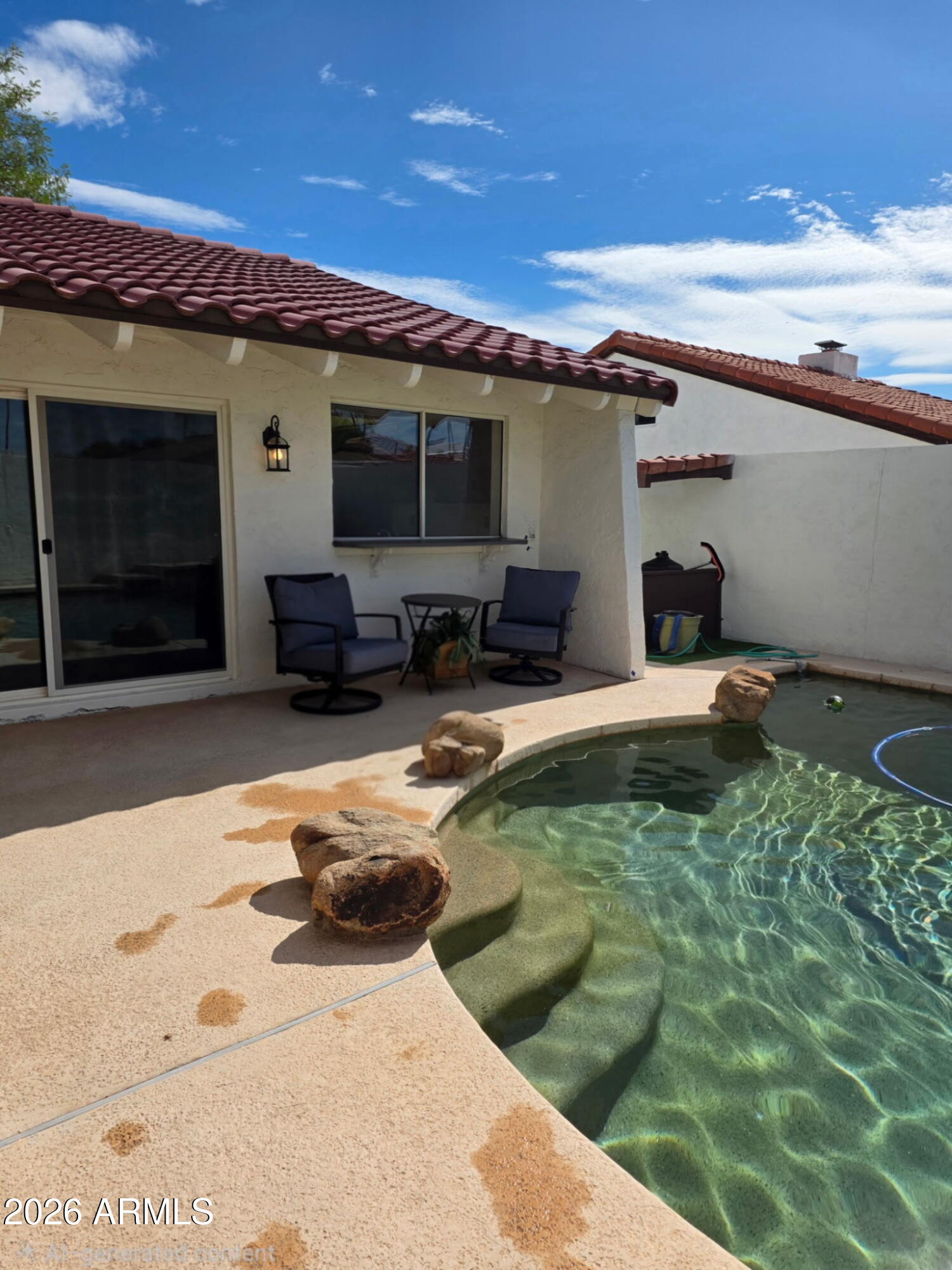 2055 E BISHOP Drive