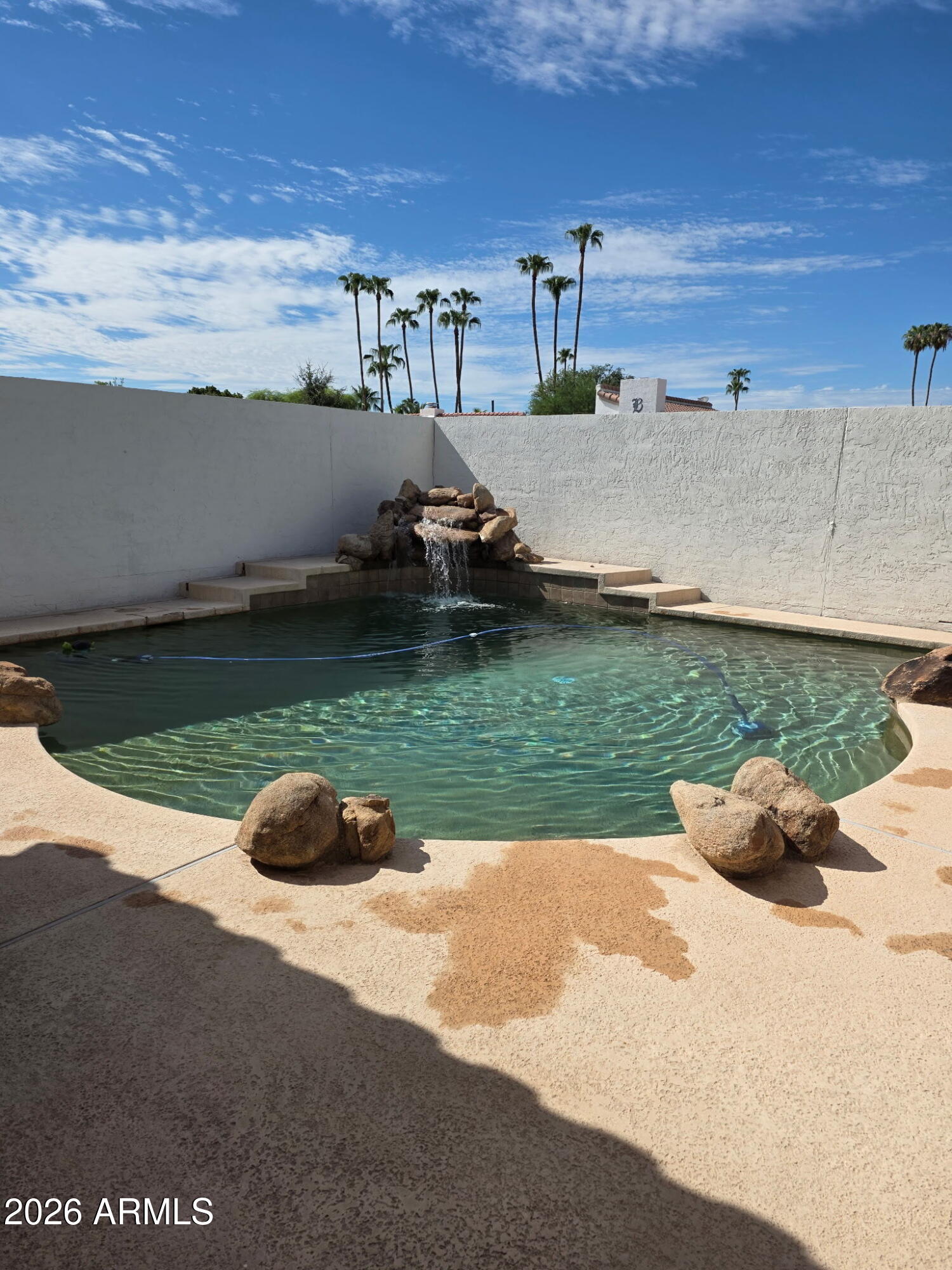 2055 E BISHOP Drive