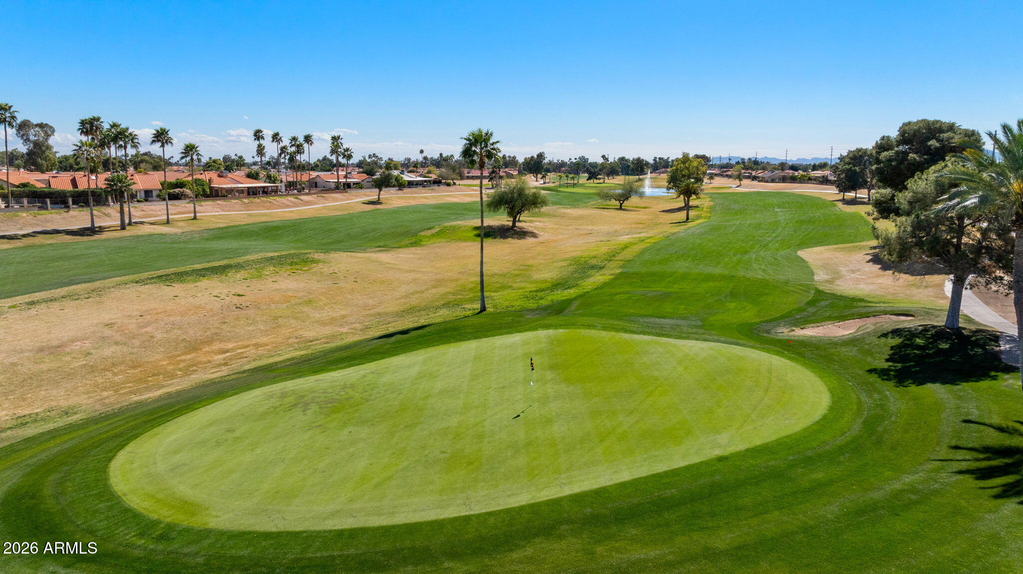 2566 LEISURE WORLD --