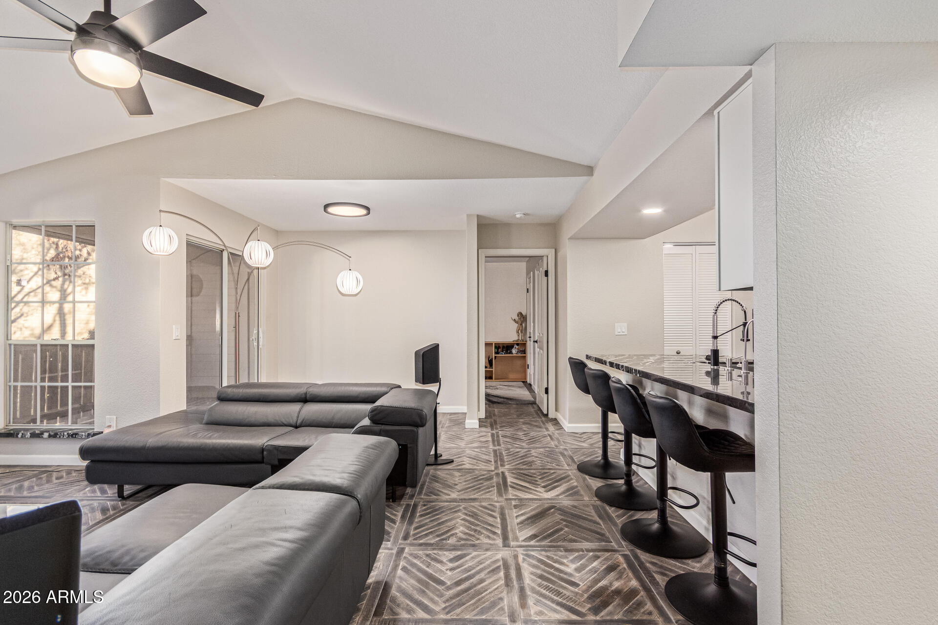 200 E SOUTHERN Avenue 242