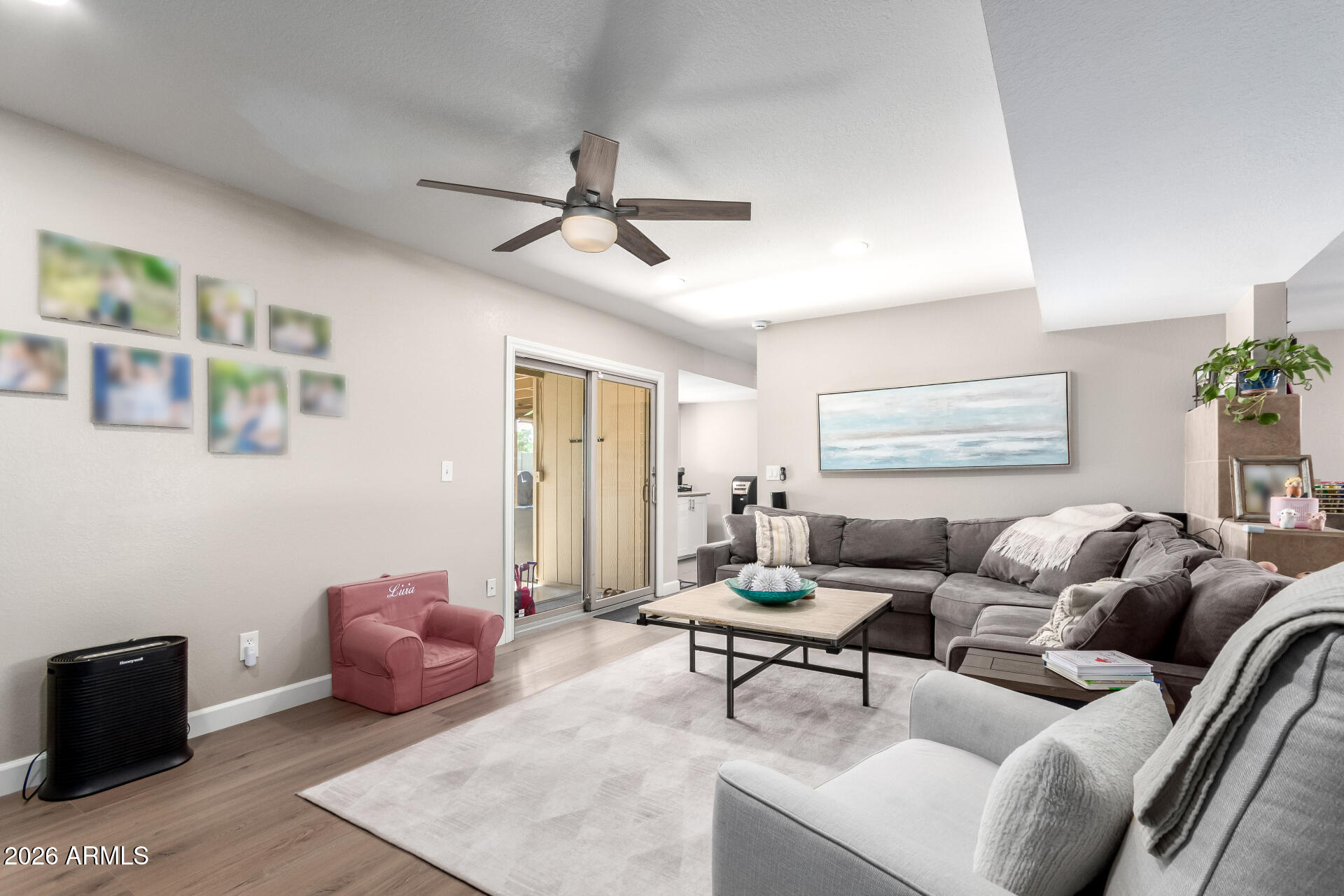 3927 E CORTEZ Street