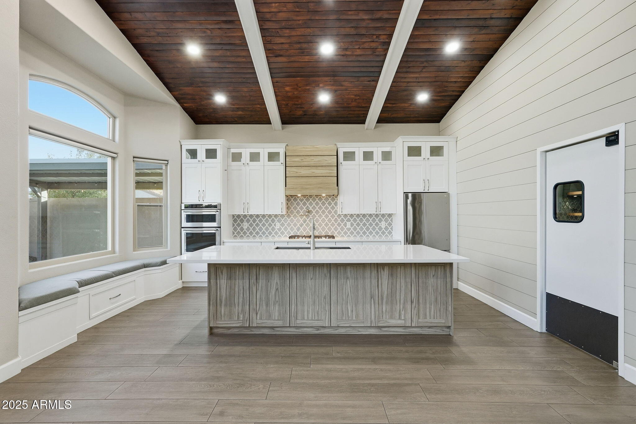 245 W SAGEBRUSH Street