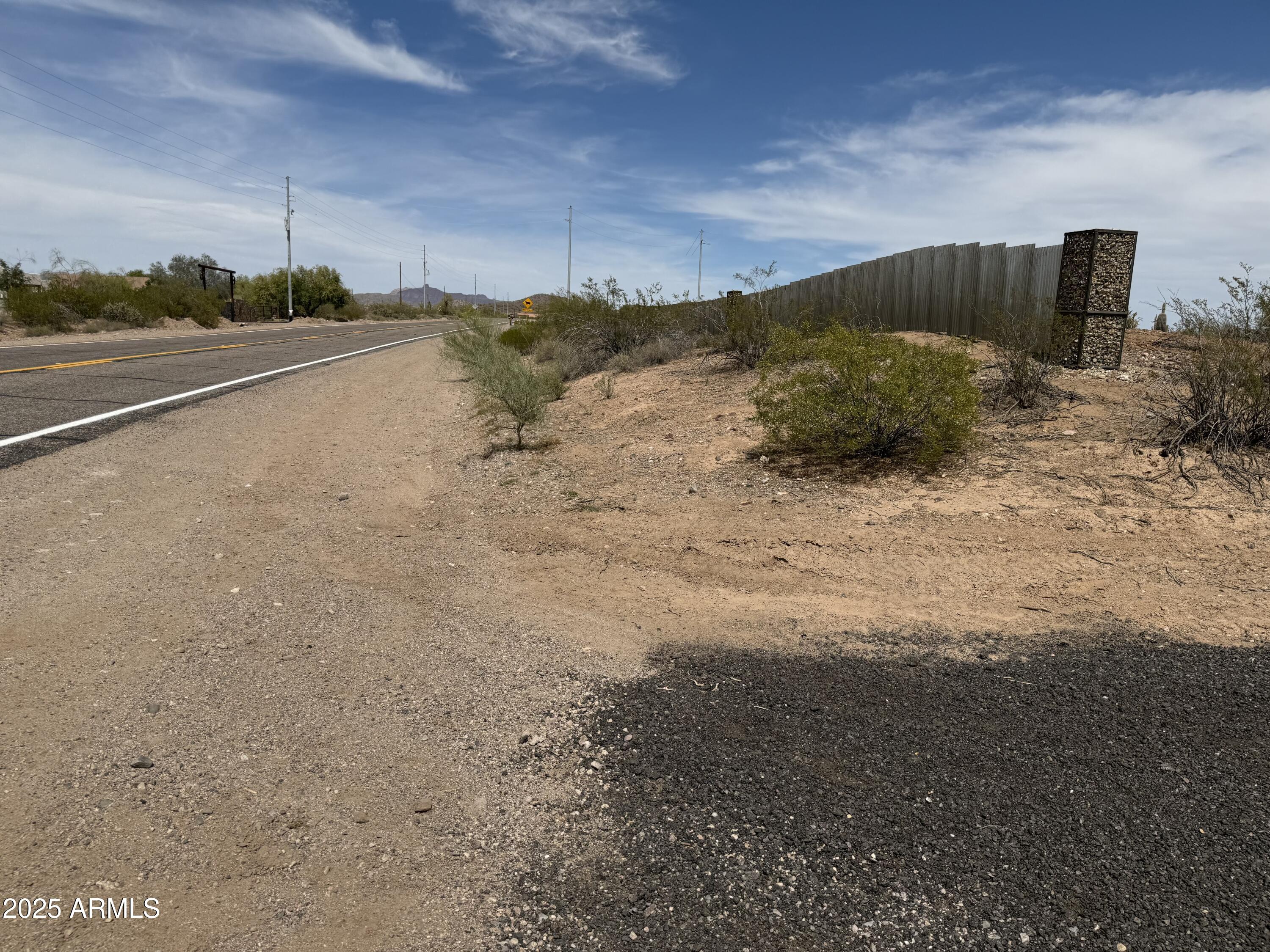 XX00E N 253rd Avenue -