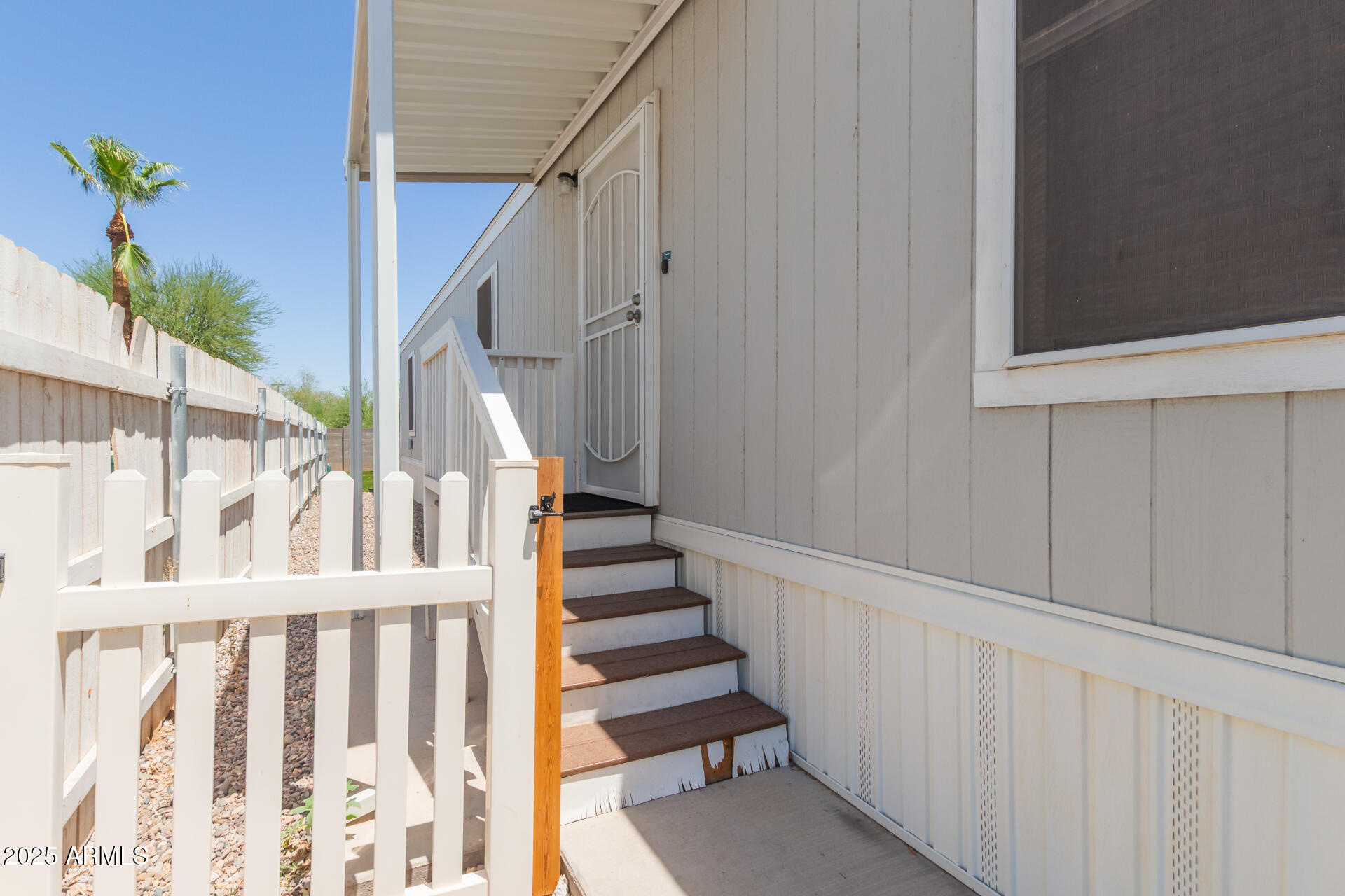 1650 S Arizona Avenue 117