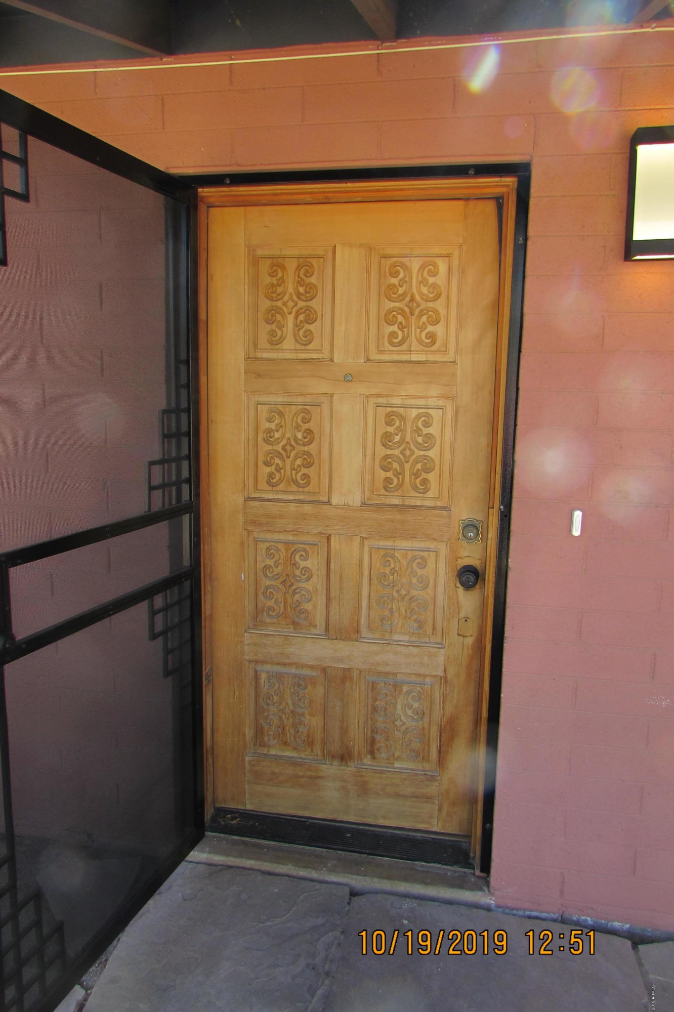 719 W 10th Street