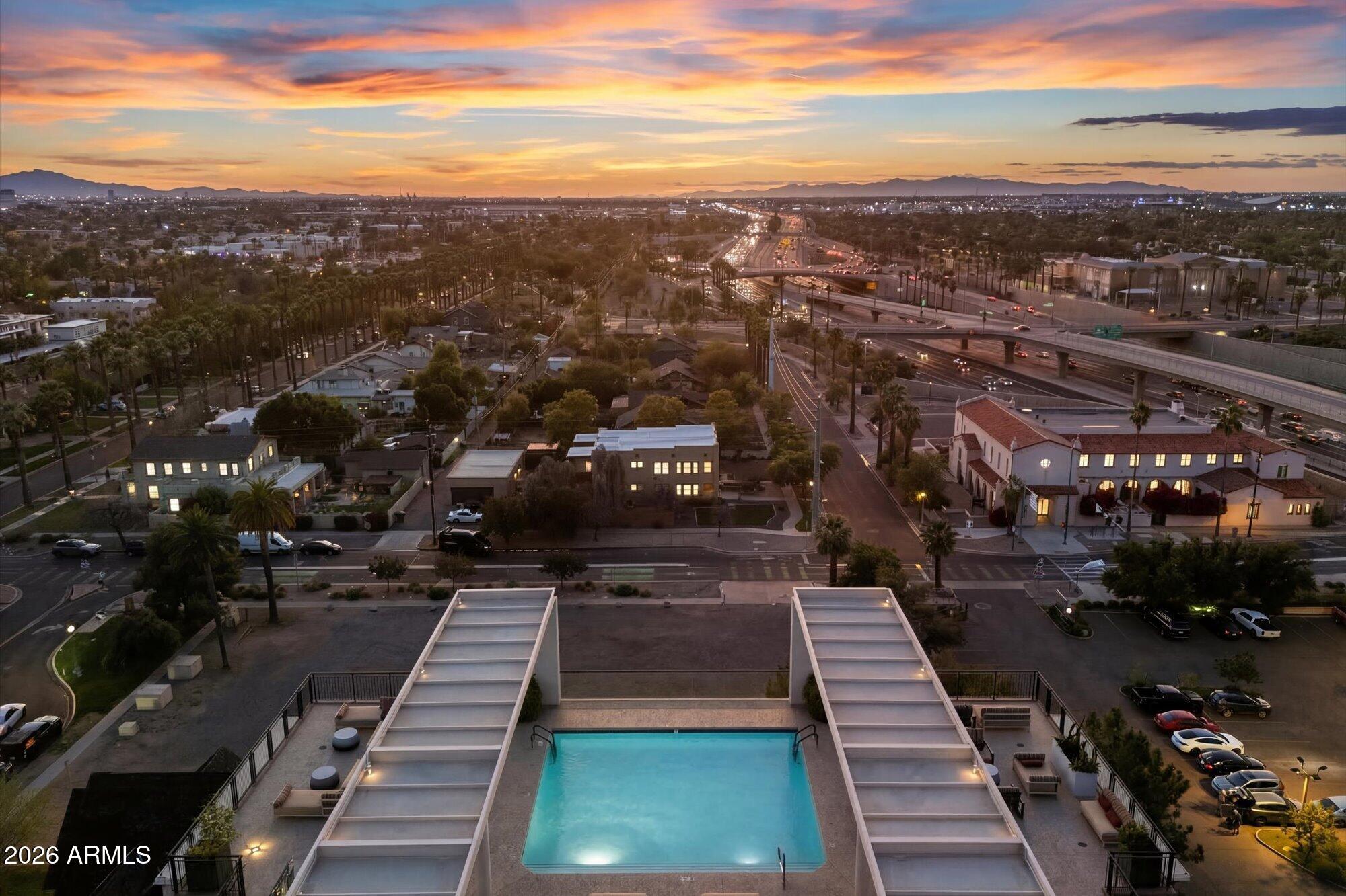 Phoenix, Arizona, 85003, United States, 2 Bedrooms Bedrooms, ,2 BathroomsBathrooms,Residential,Active,2028777
