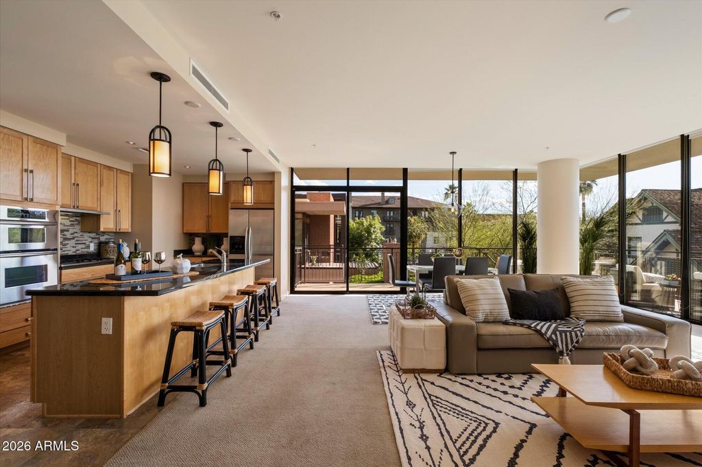 Photo of 208 W Portland Street #262, Phoenix, AZ 85003 (MLS # 6998550)