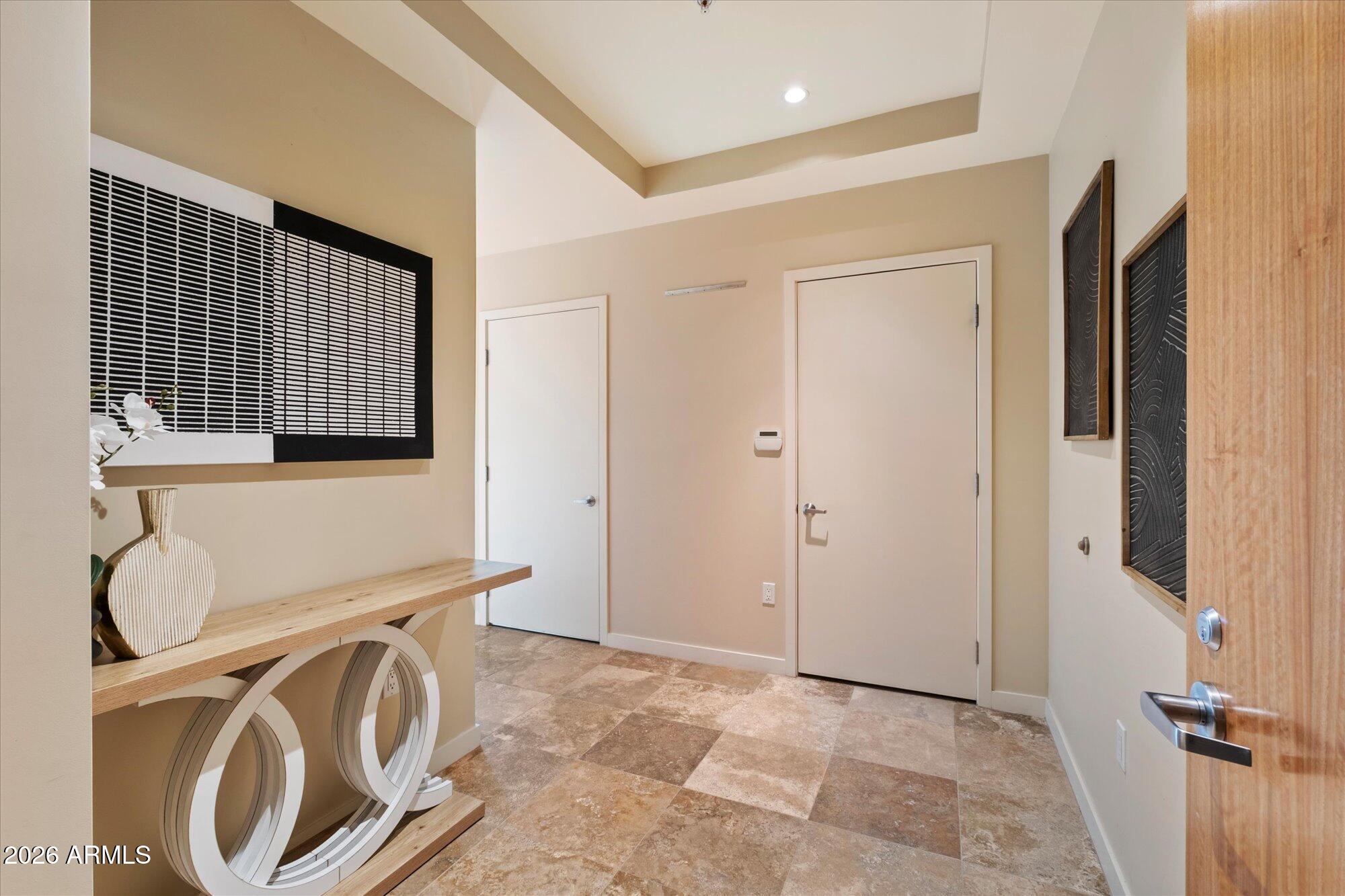Phoenix, Arizona, 85003, United States, 2 Bedrooms Bedrooms, ,2 BathroomsBathrooms,Residential,Active,2028777