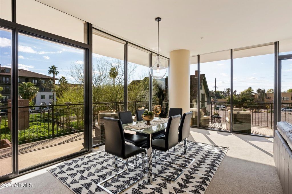 Photo of 208 W Portland Street #262, Phoenix, AZ 85003 (MLS # 6998550)