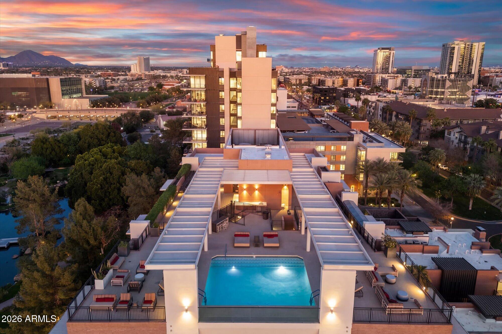 Phoenix, Arizona, 85003, United States, 2 Bedrooms Bedrooms, ,2 BathroomsBathrooms,Residential,Active,2028777