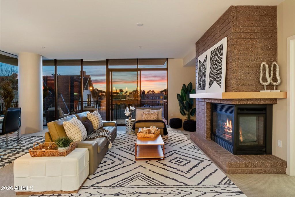 Photo of 208 W Portland Street #262, Phoenix, AZ 85003 (MLS # 6998550)