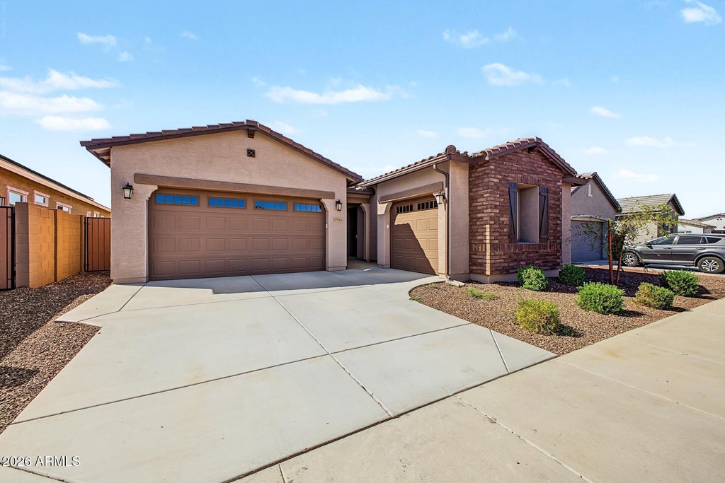 Photo of 17599 W Victory Street, Goodyear, AZ 85338 (MLS # 7085194)