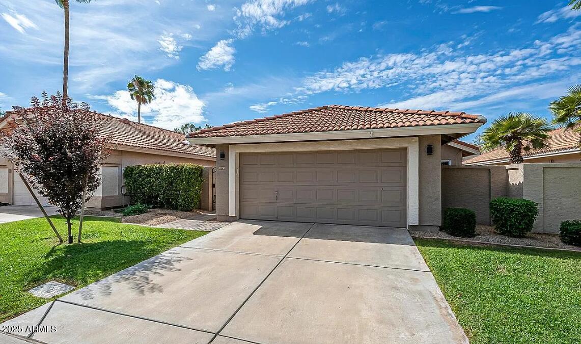 8845 E SUNNYSIDE Drive
