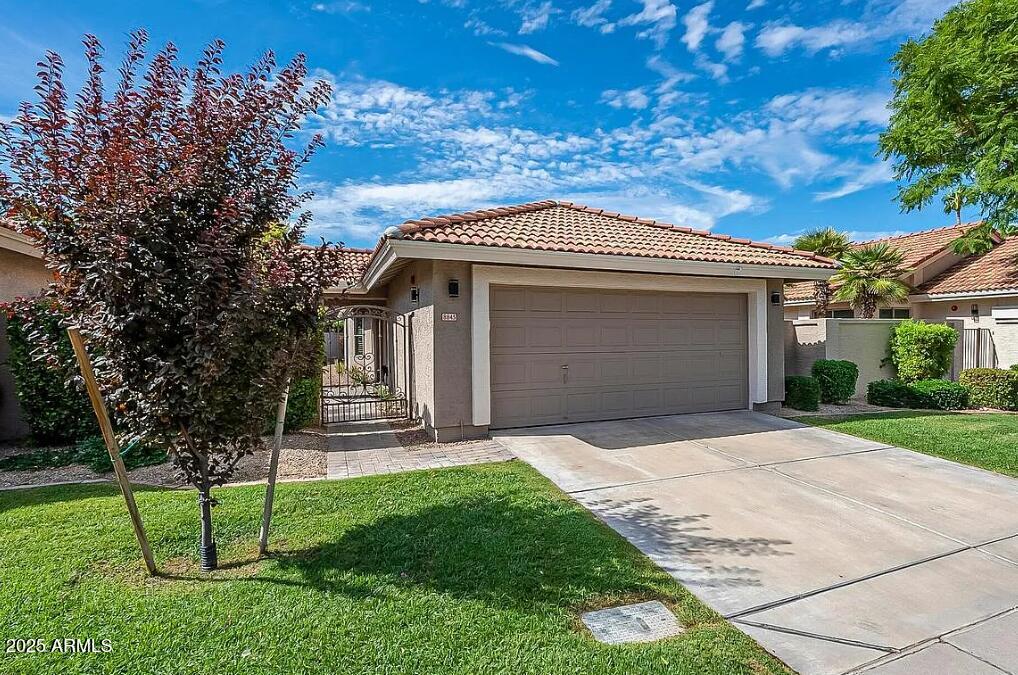 8845 E SUNNYSIDE Drive