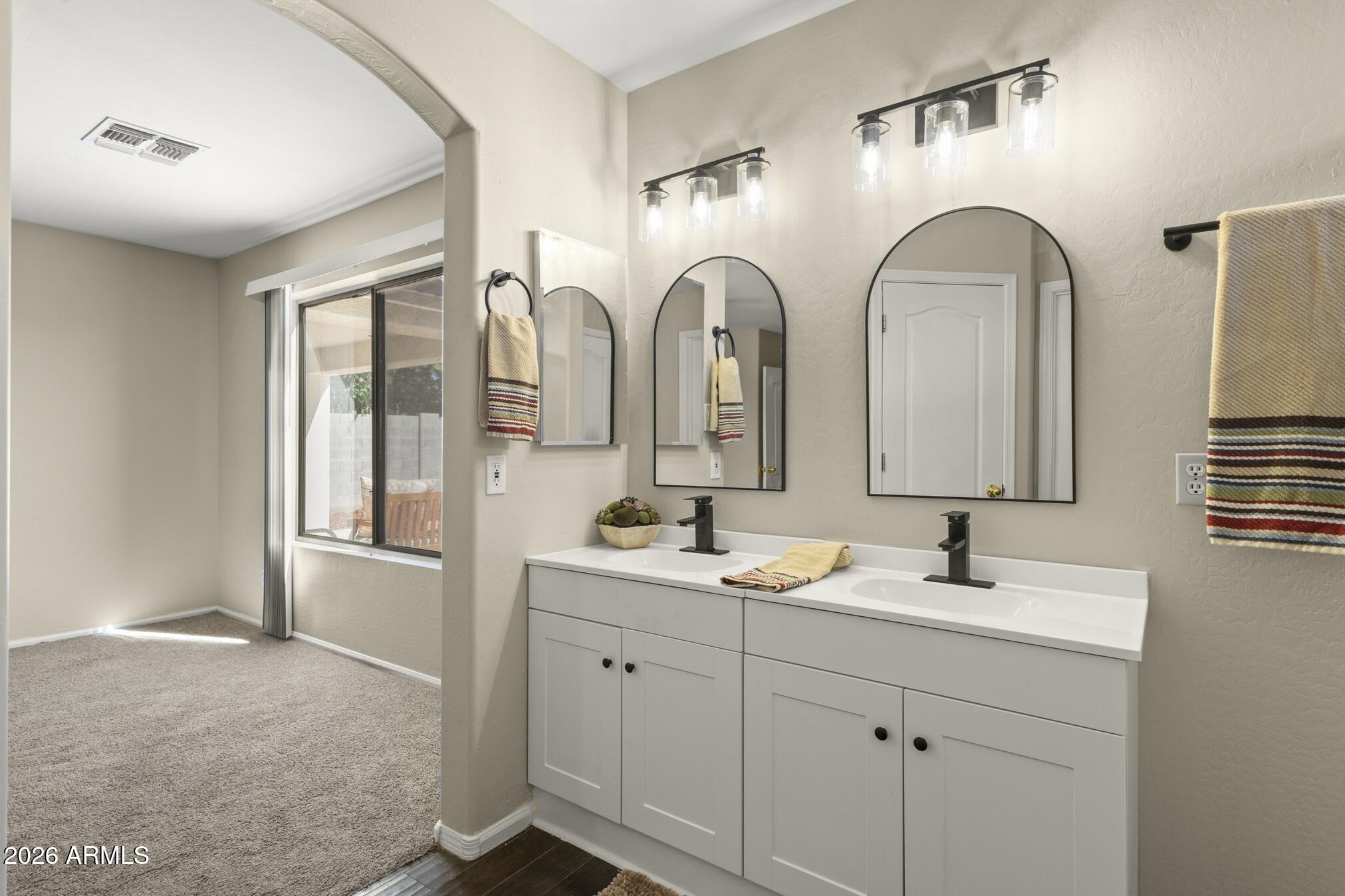 ROSEVIEW UNIT 2 - Residential