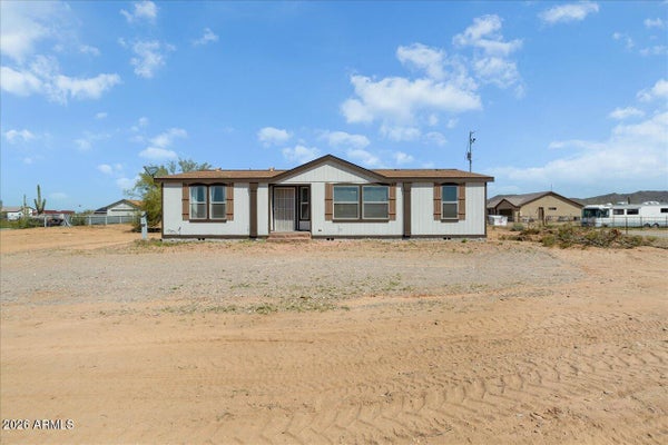16608 W GLORIA LN, SURPRISE, AZ 85387 - Image f8174fa8c98cd06deb339ff5aa0eaa74/904467196