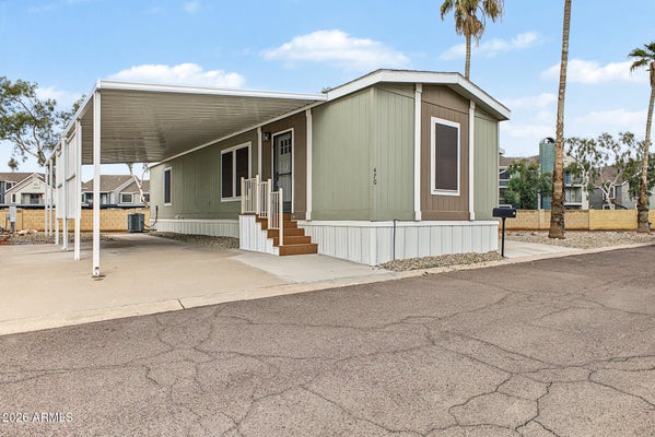 701 S DOBSON RD LOT 470, MESA, AZ 85202 - Image f81e951faa808dc9db55a4dfbd6988a5/3303629174