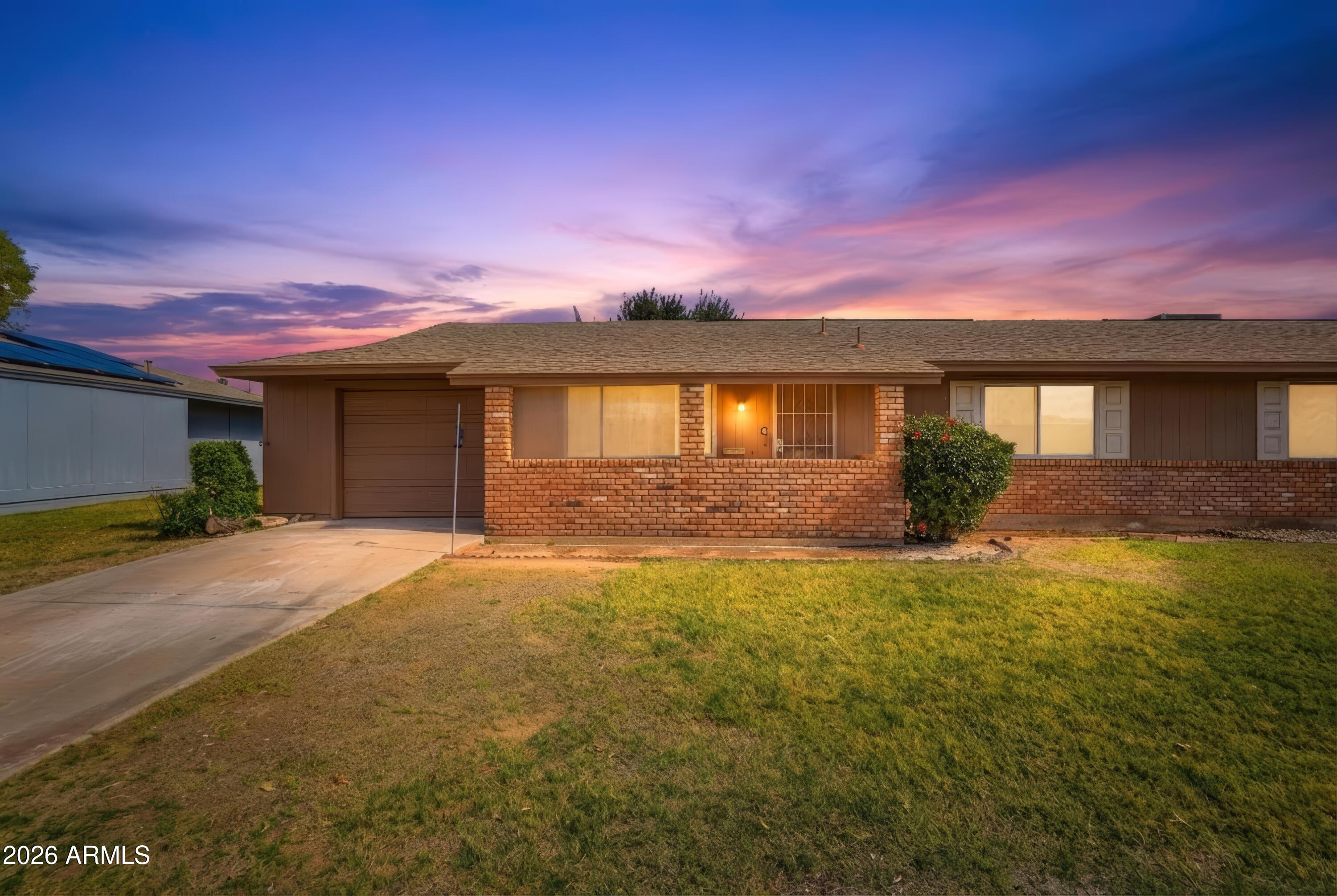 10528 W SARATOGA Circle