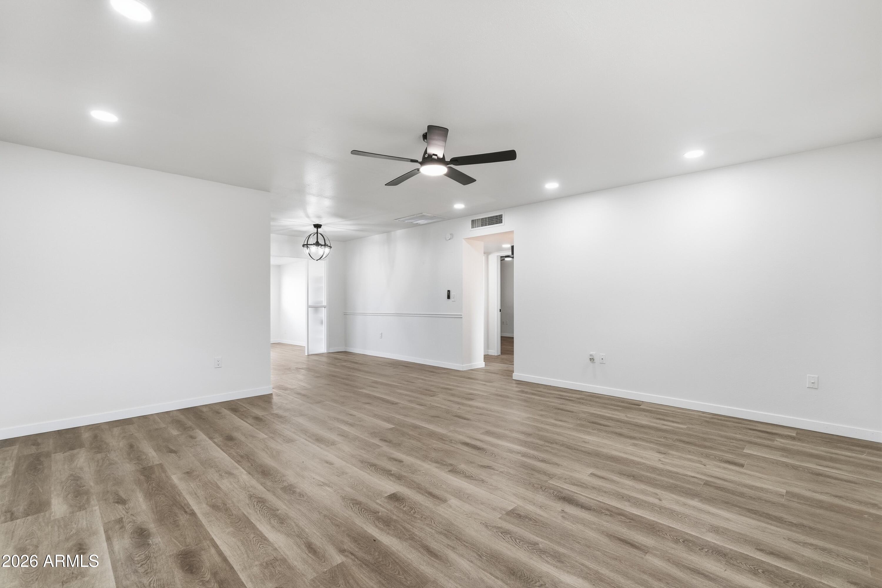 10528 W SARATOGA Circle