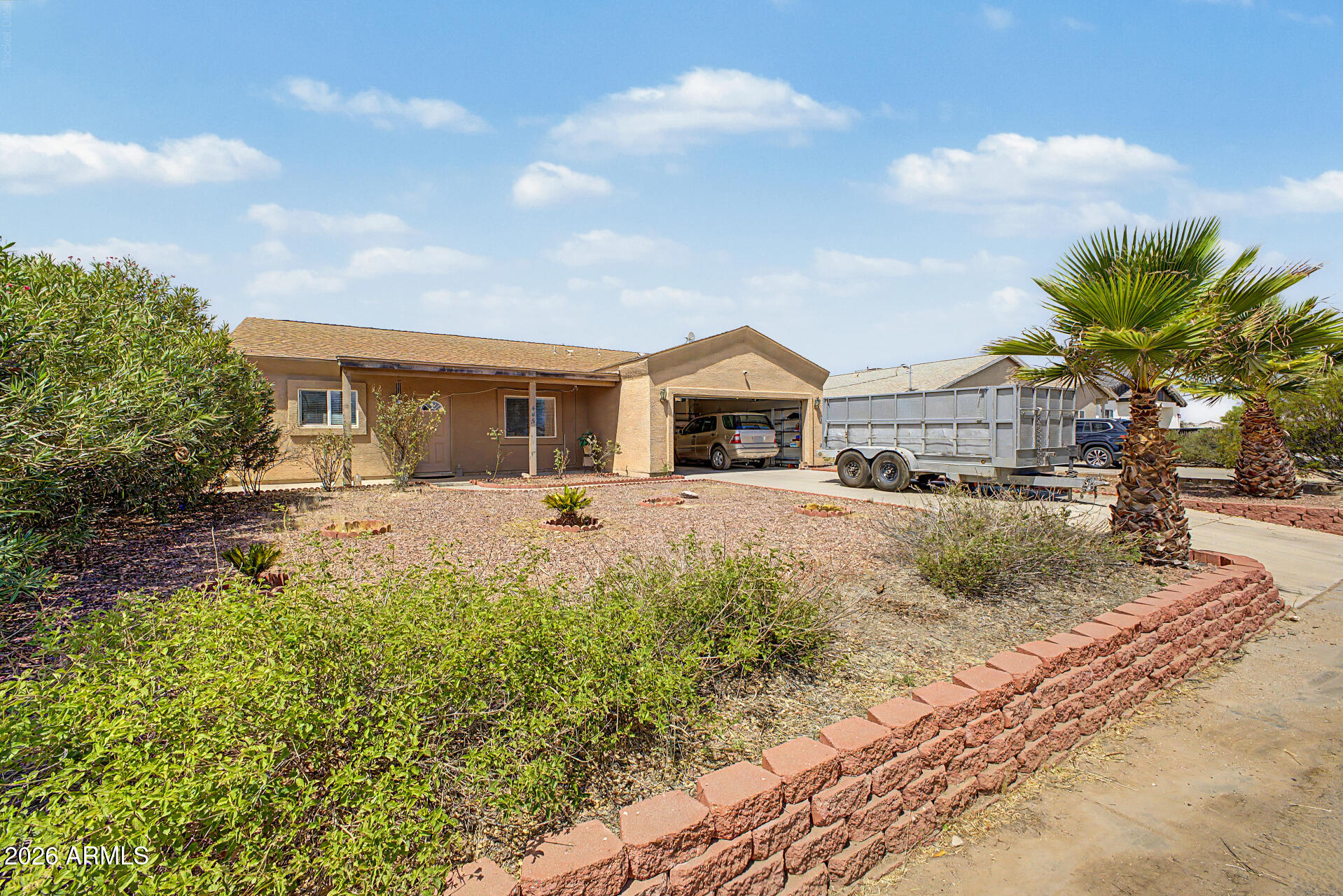 445 W REIZEN Drive