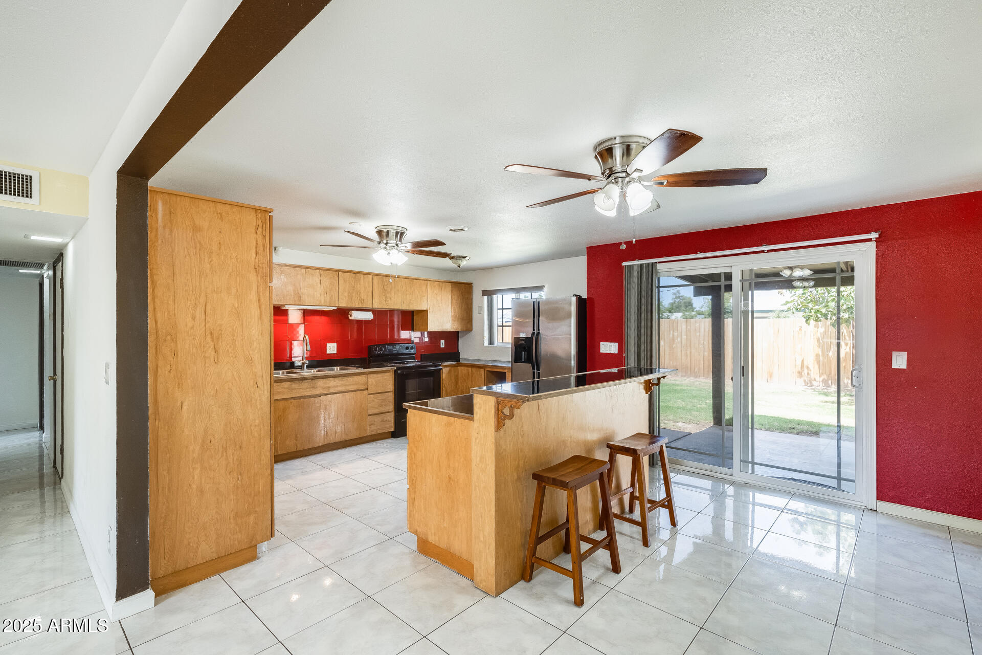 1637 N CHERRY Circle