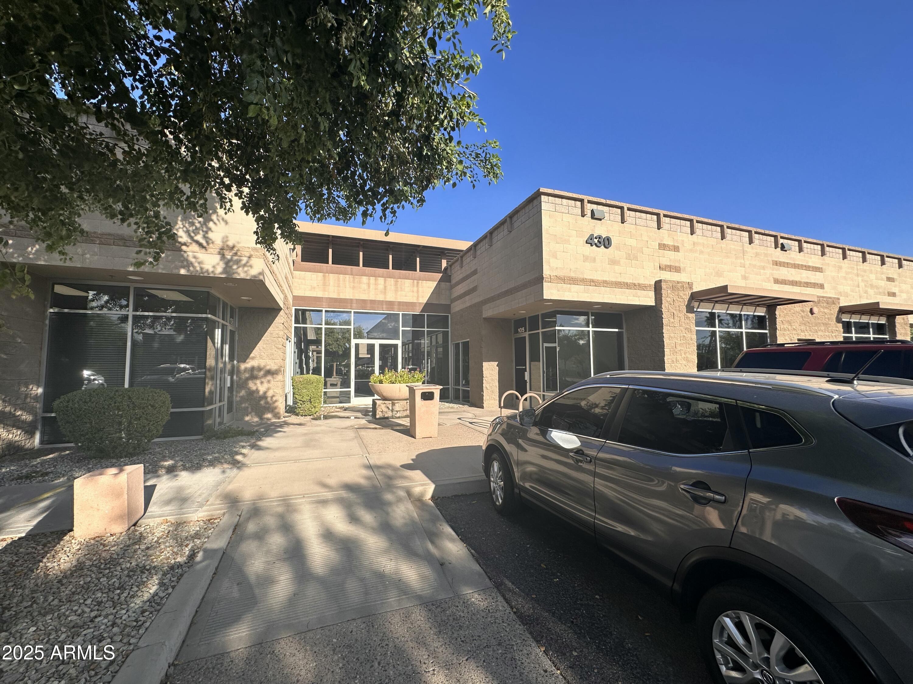 430 W WARNER Road 104