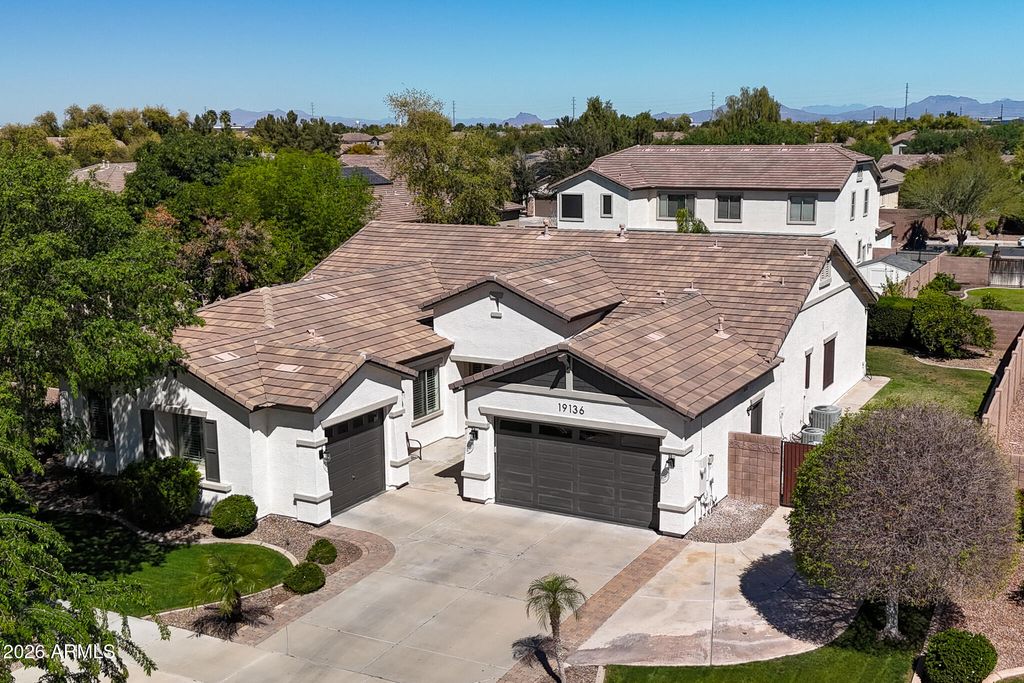 Photo of 19136 E Canary Way, Queen Creek, AZ 85142 (MLS # 7001445)