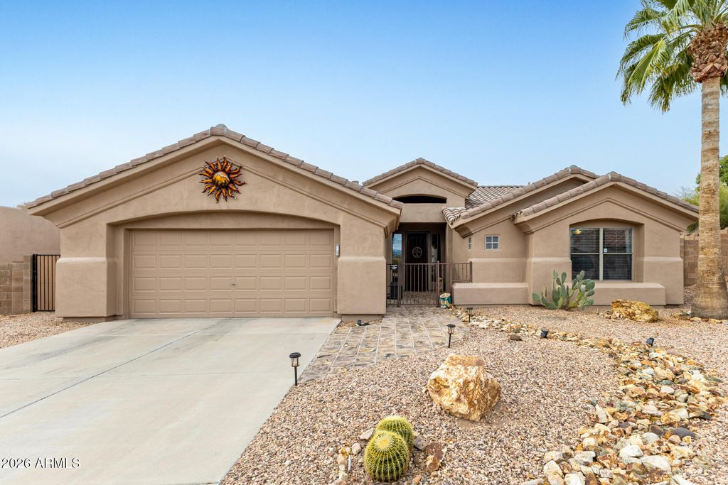 Photo of 6358 S Vista Point Circle, Gold Canyon, AZ 85118 (MLS # 6987614)