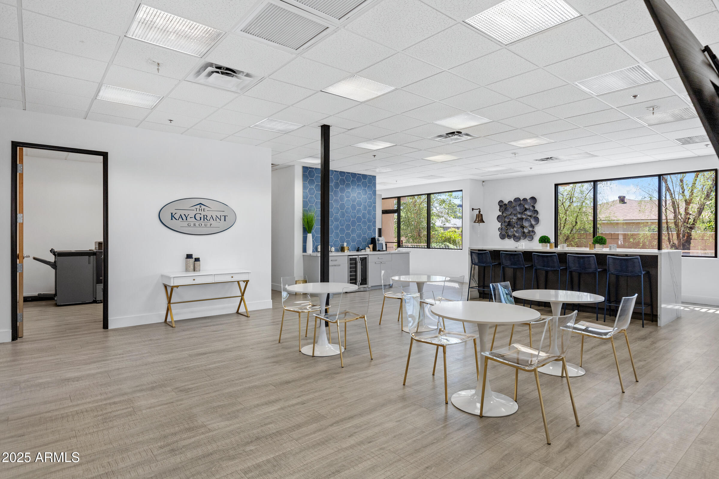 8111 E THOMAS Road 124