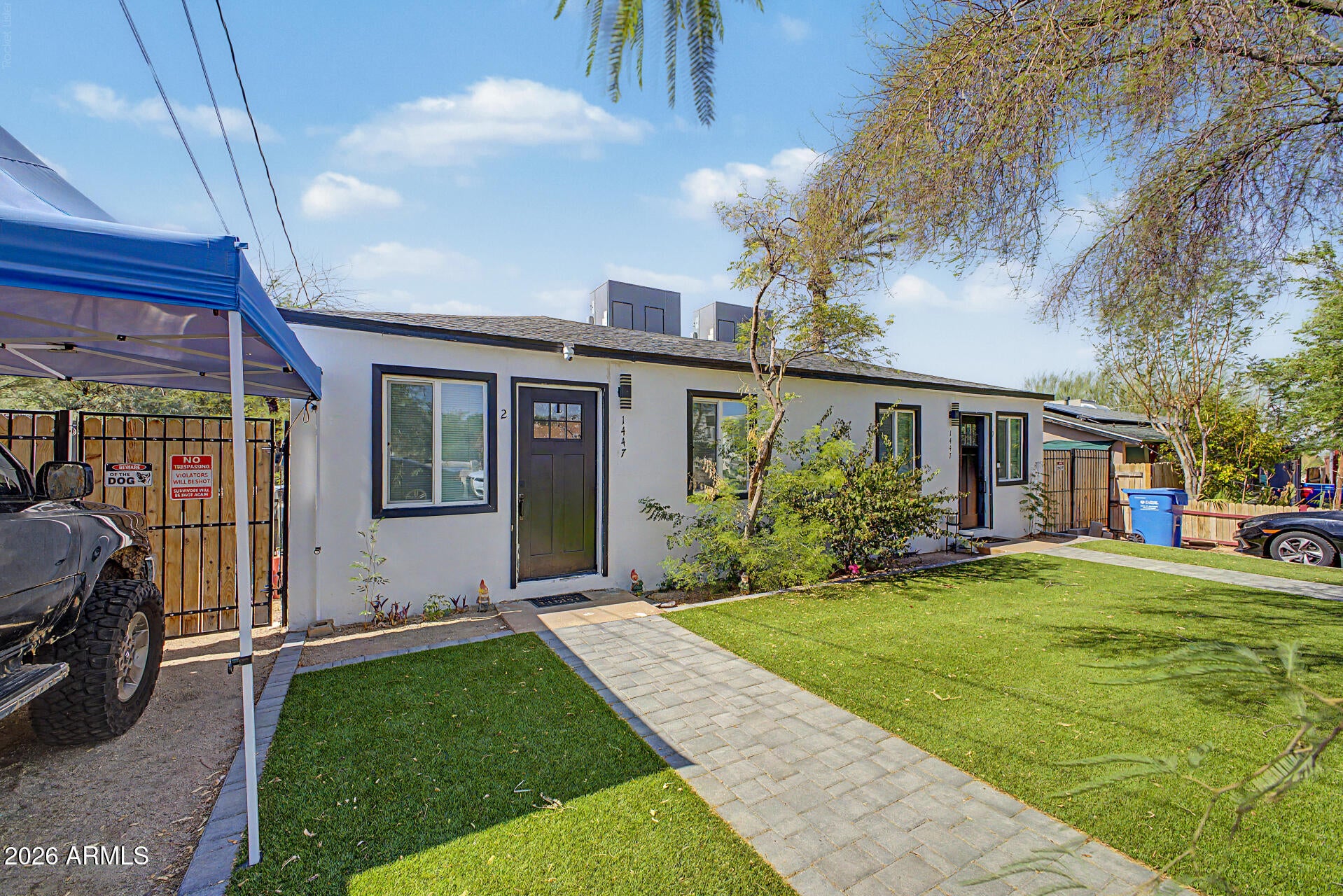 1447 E MOUNTAIN VIEW Road