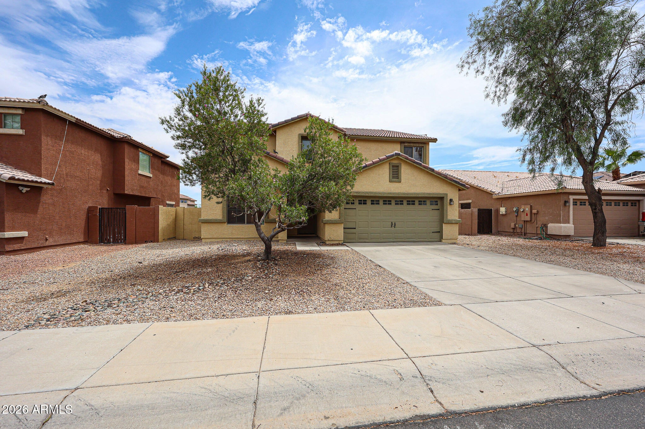 24885 W WAYLAND Drive