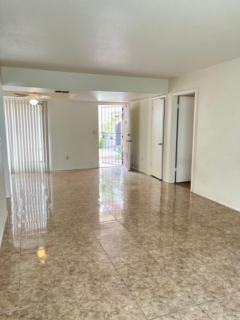 3119 W Cochise Drive Unit 110