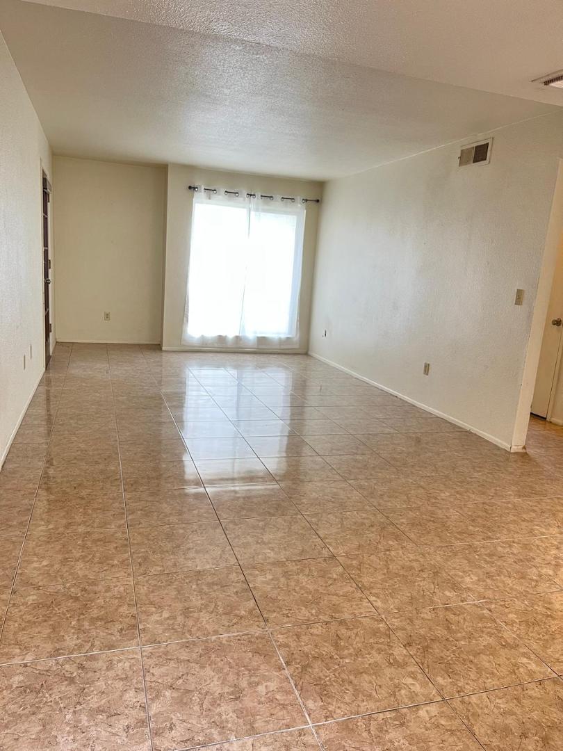 3119 W Cochise Drive Unit 110