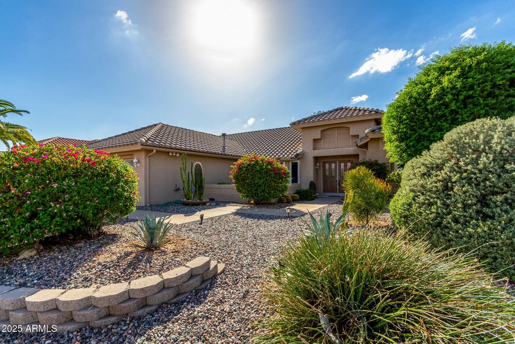 Photo of 21612 N 150th Drive, Sun City West, AZ 85375 (MLS # 6927592)