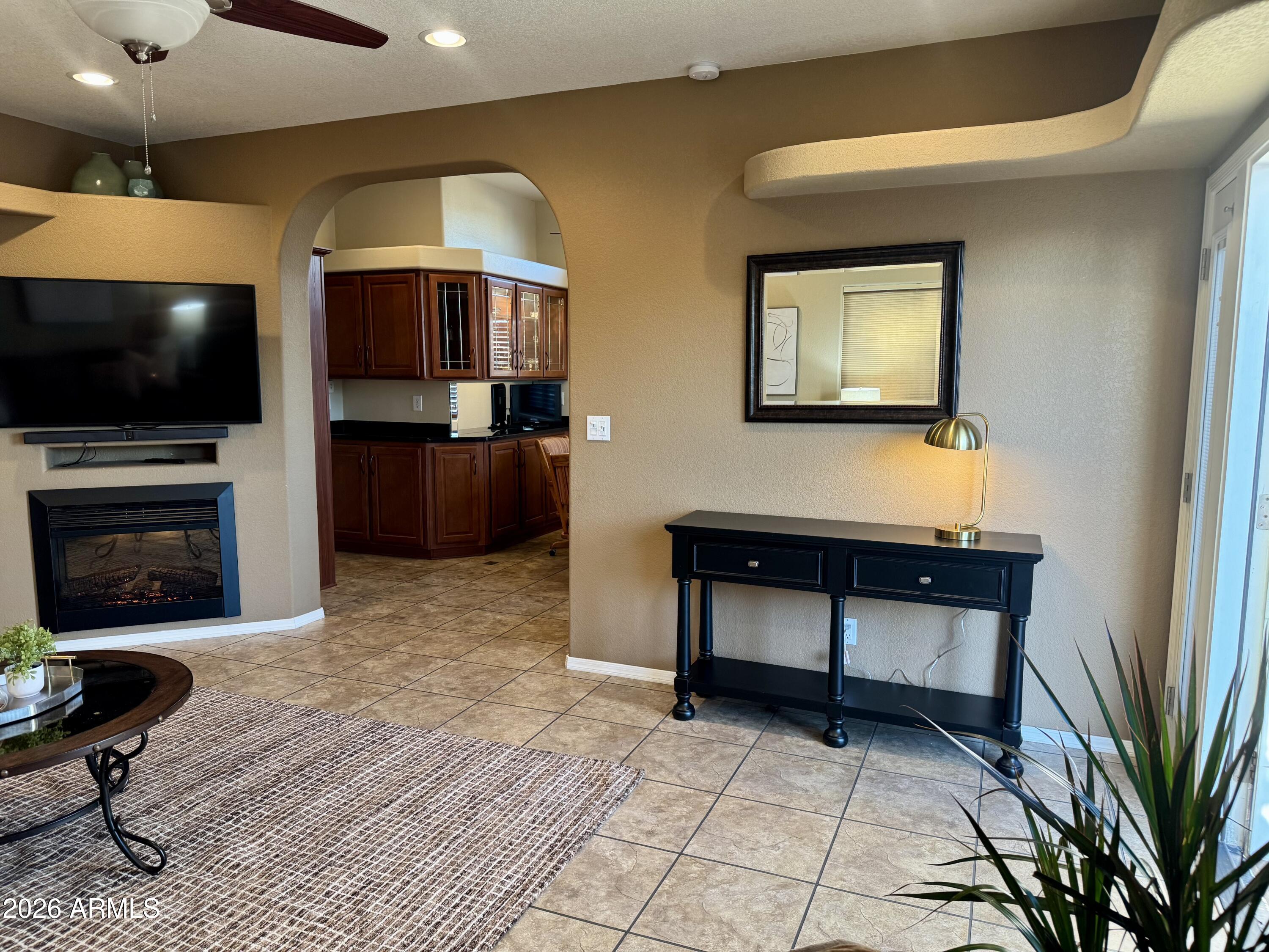 128 E AZTEC Boulevard 214