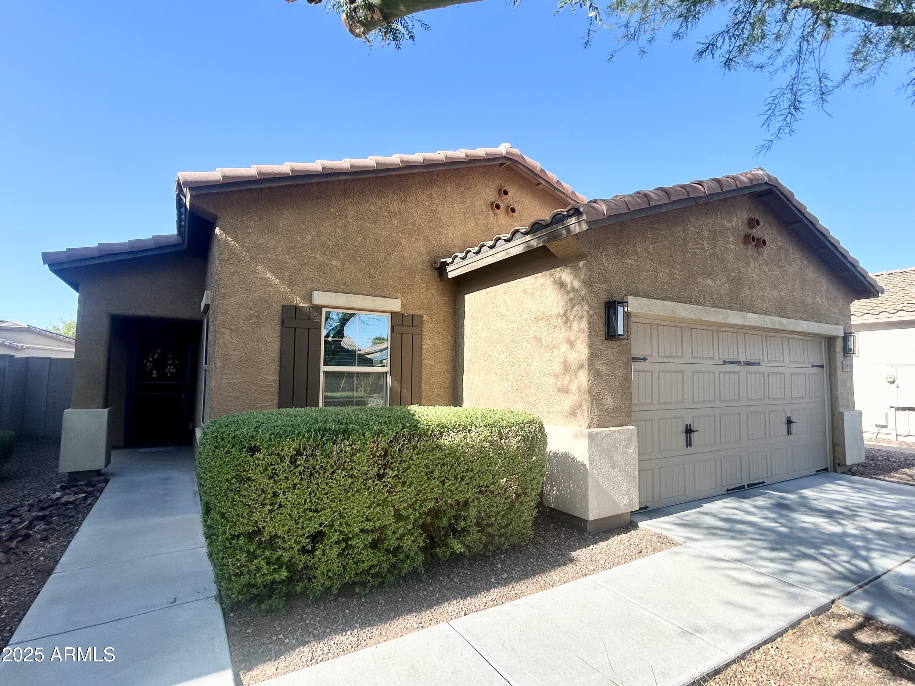 10816 W COTTONTAIL Lane