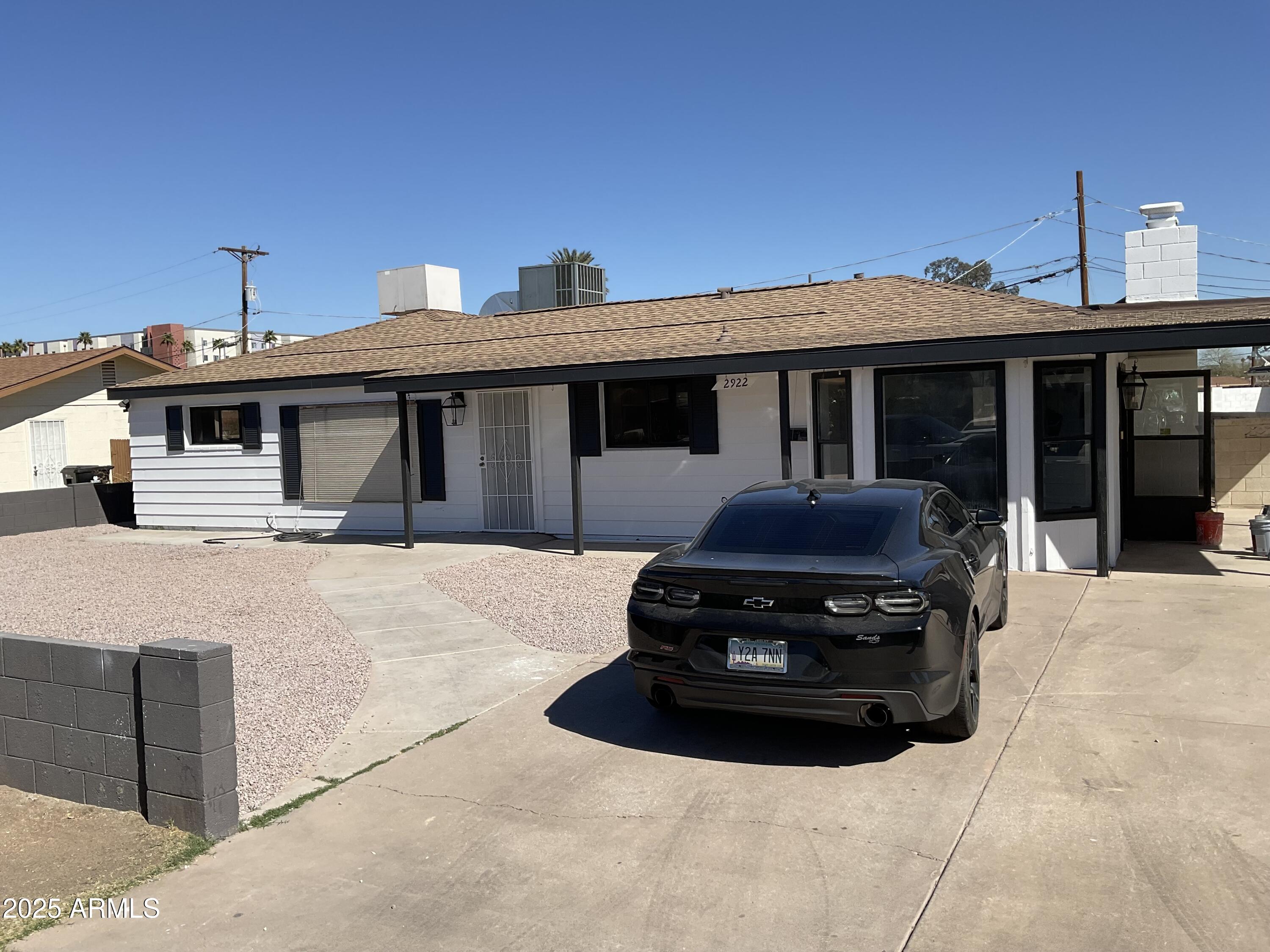 2922 W MARIPOSA Street