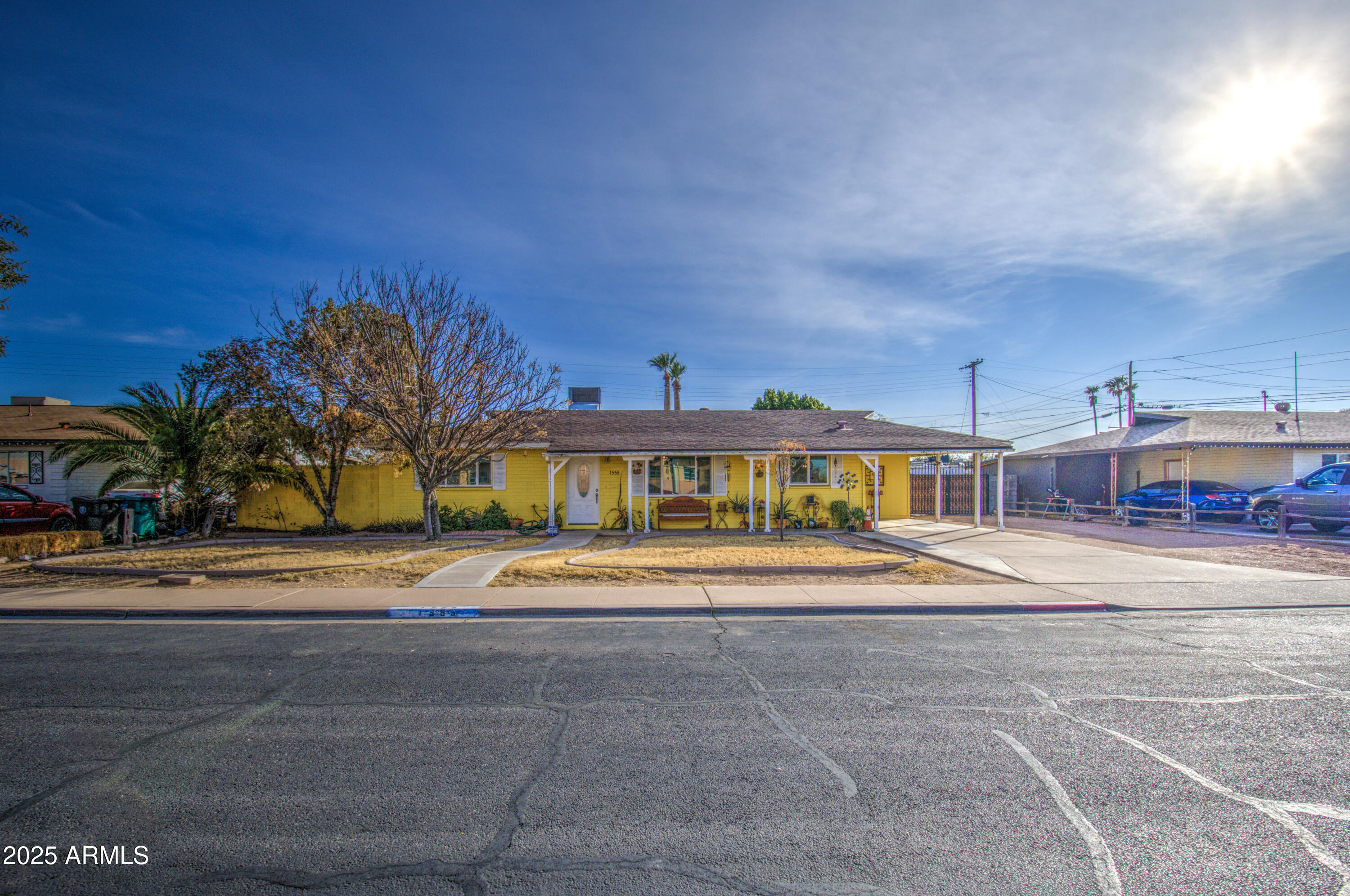 1555 W 7TH Place