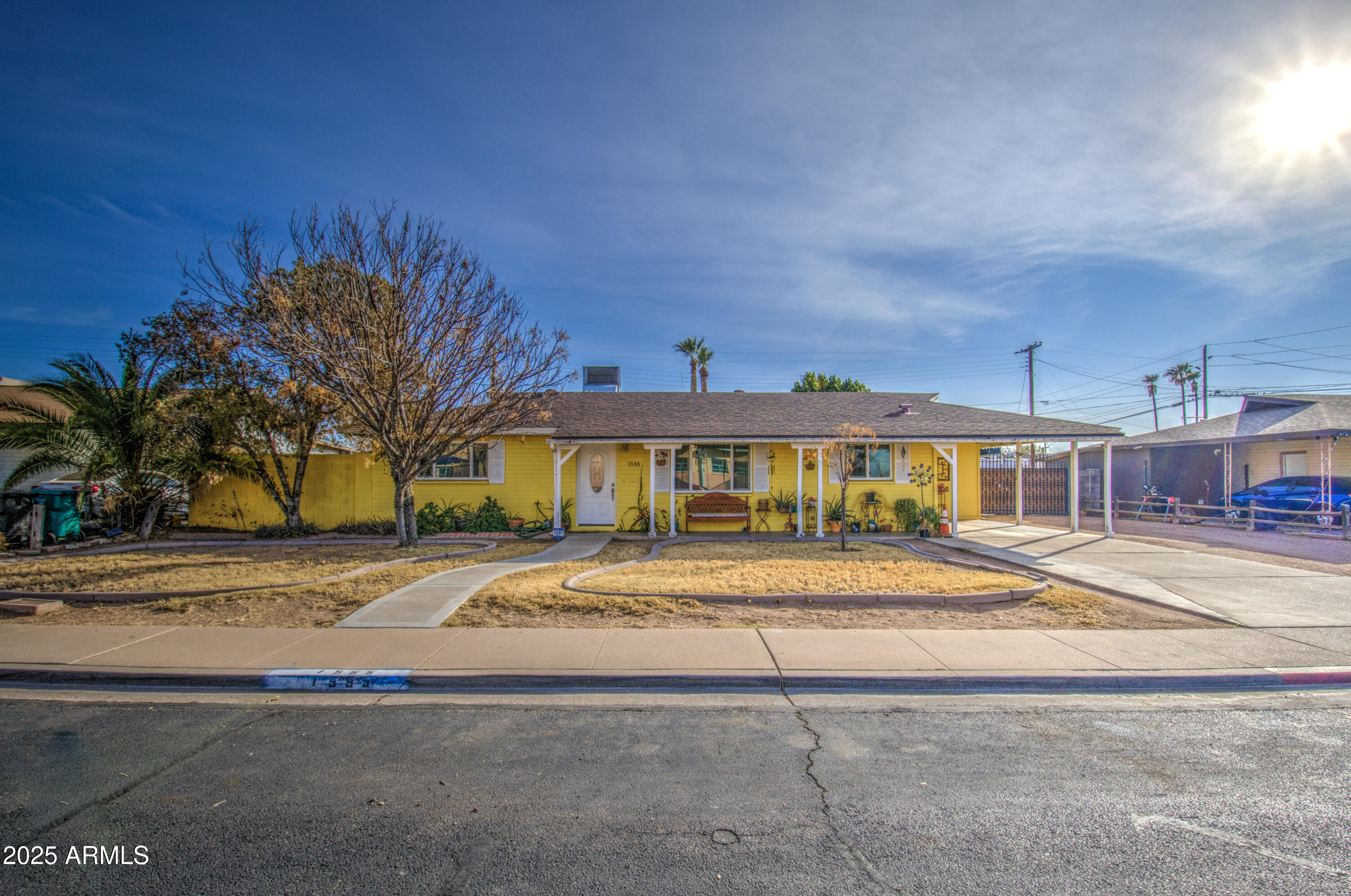 1555 W 7TH Place