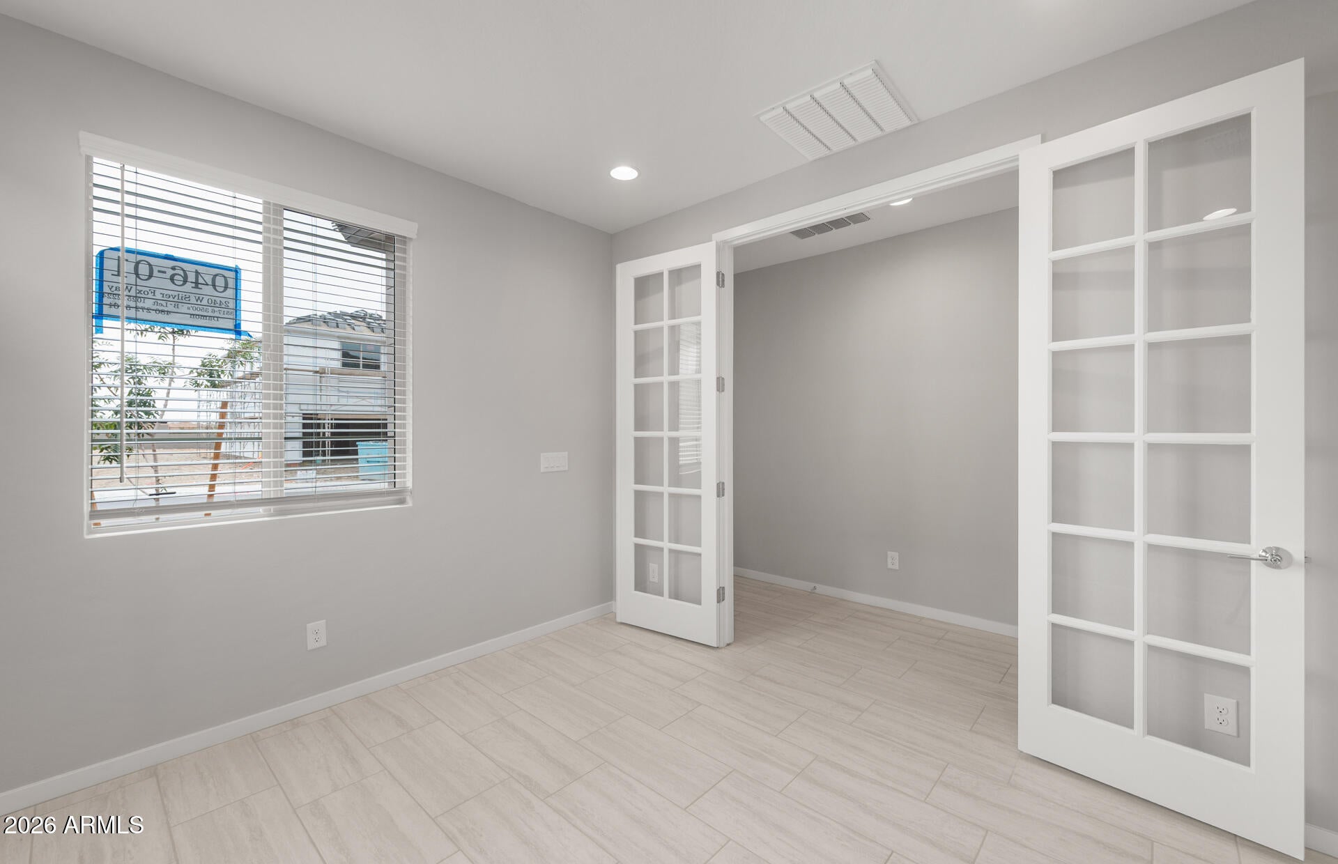 2440 W Silver Fox Way