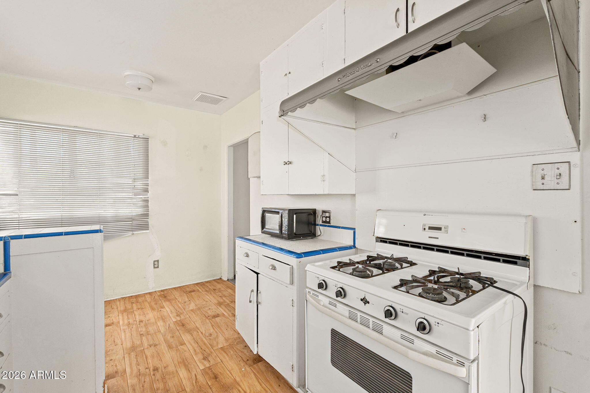 FAIRVIEW HOMES - Residential