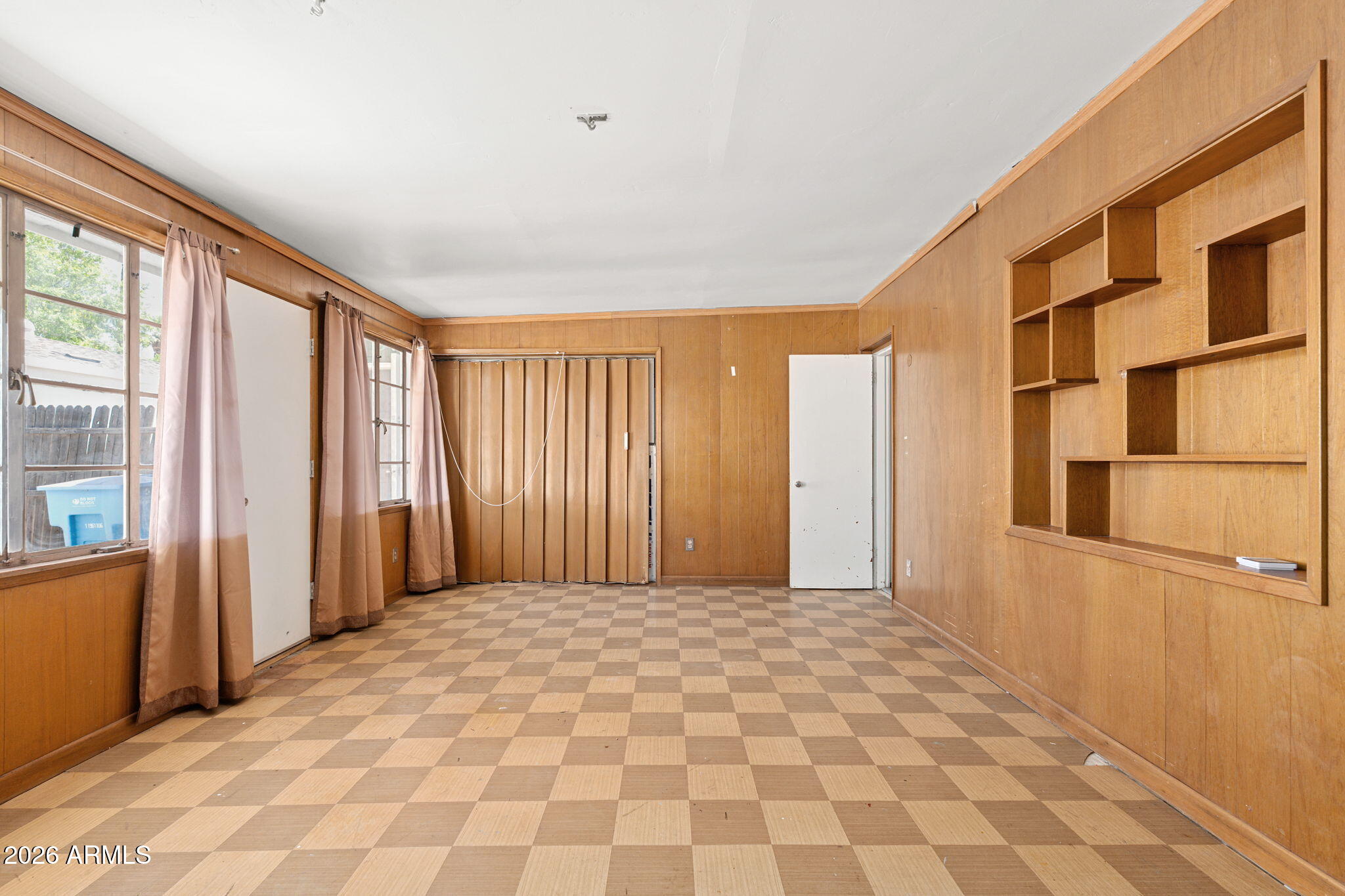 FAIRVIEW HOMES - Residential