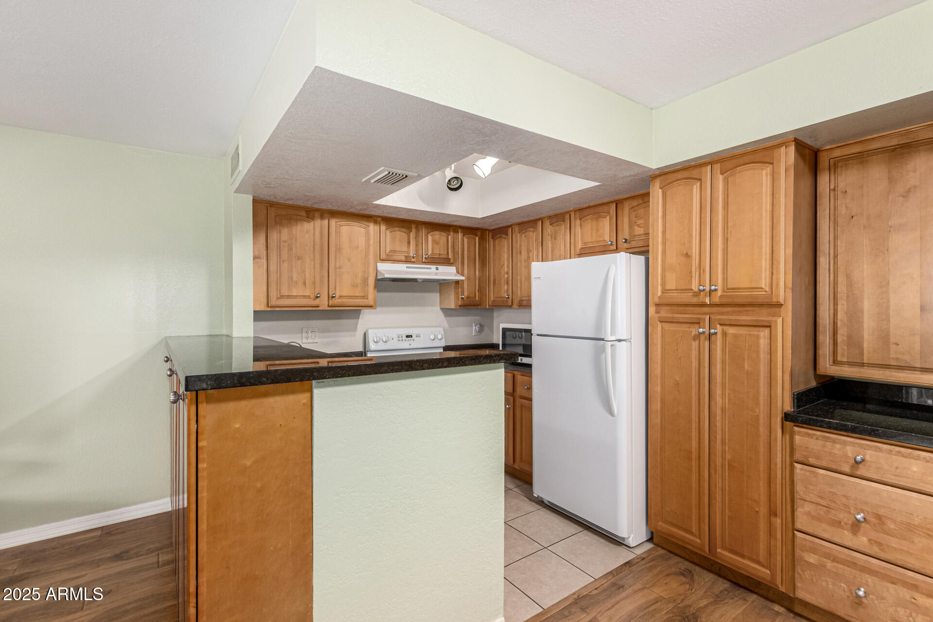 3601 W TIERRA BUENA Lane 157