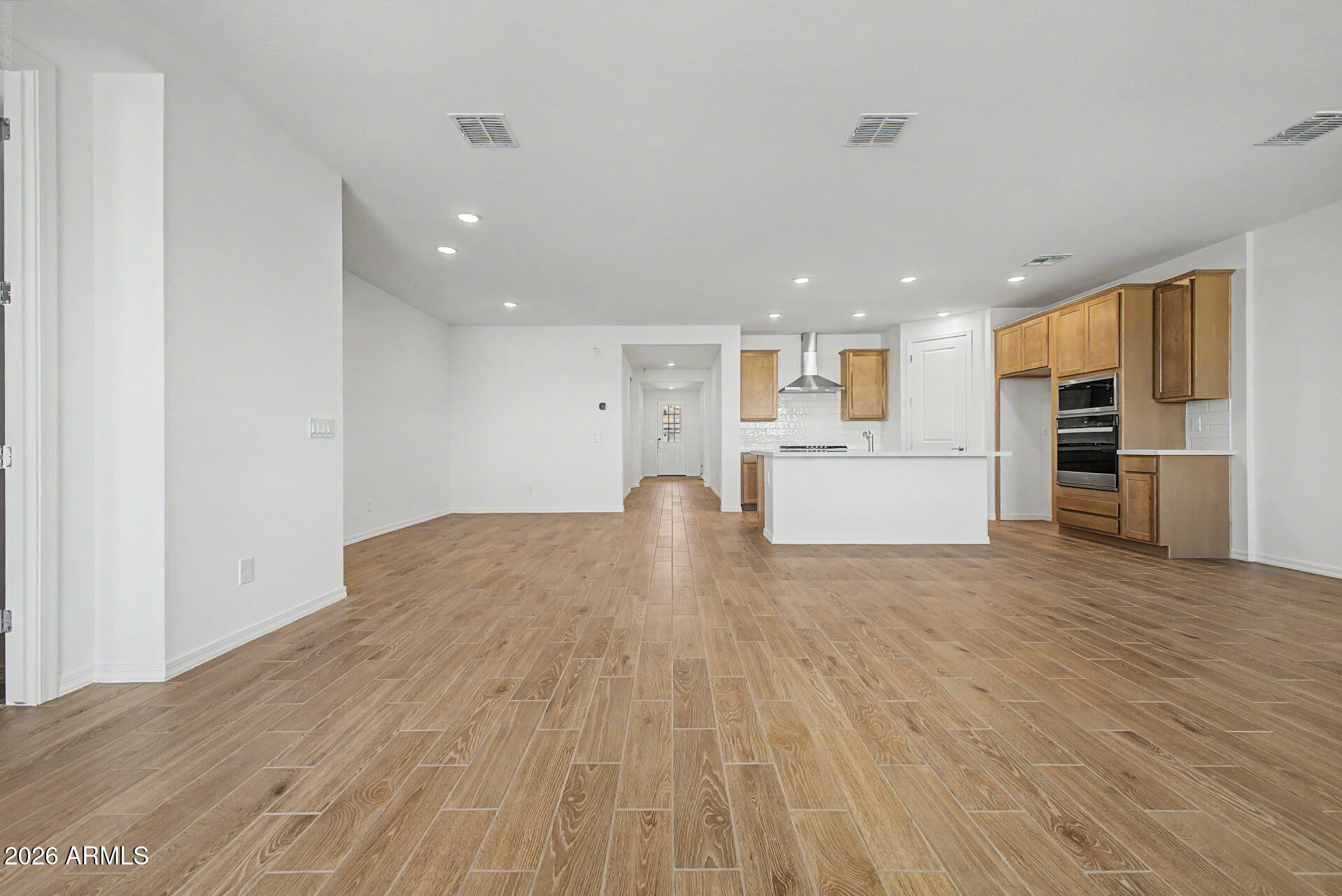 19408 W LOMA Lane