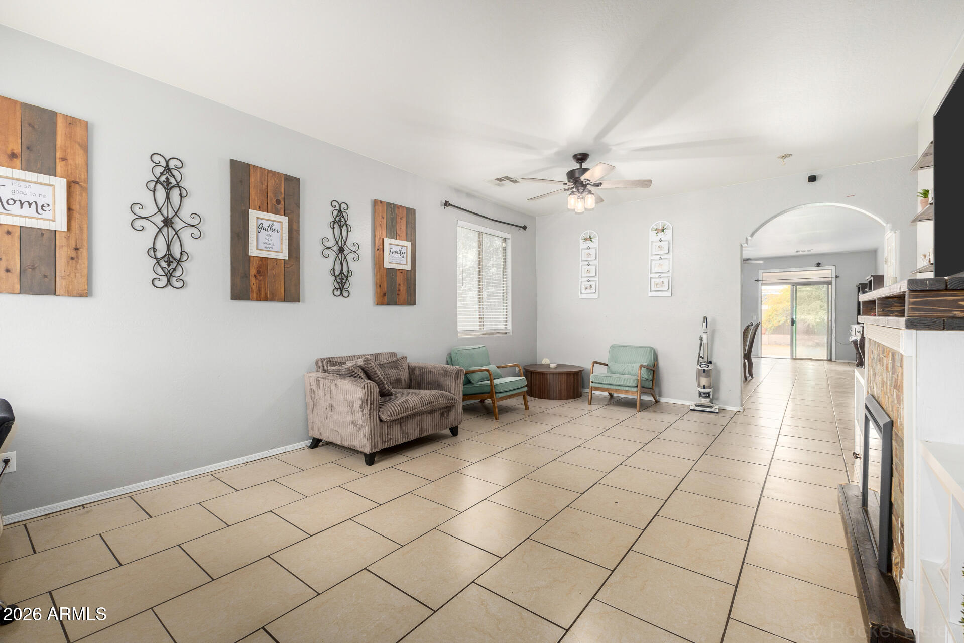 7259 W ST CHARLES Avenue