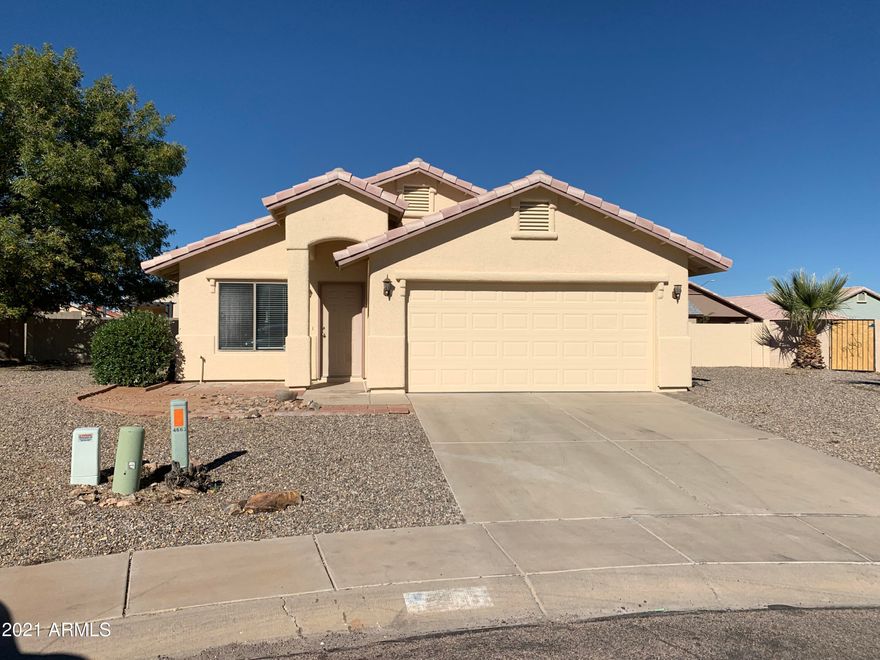 This beautiful, cozy 3BD/2BA/2CG, 1319 sf home in Sierra Vista, AZ is minutes from Ft. Huachuca, shopping, and schools. This home sits in a cul-de-sac, posts an excellent floor plan, and is freshly painted on the interior and exterior! The house has a great room with an easy space and kitchen to entertain, an inside laundry room, a great master bedroom setup with space, and a bigger backyard for the neighborhood with a nice doghouse. This house will not last long. Schedule your showing today!