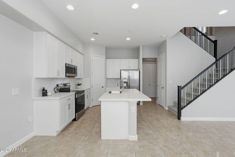 3741 E CATALINA Drive Phoenix AZ 85018