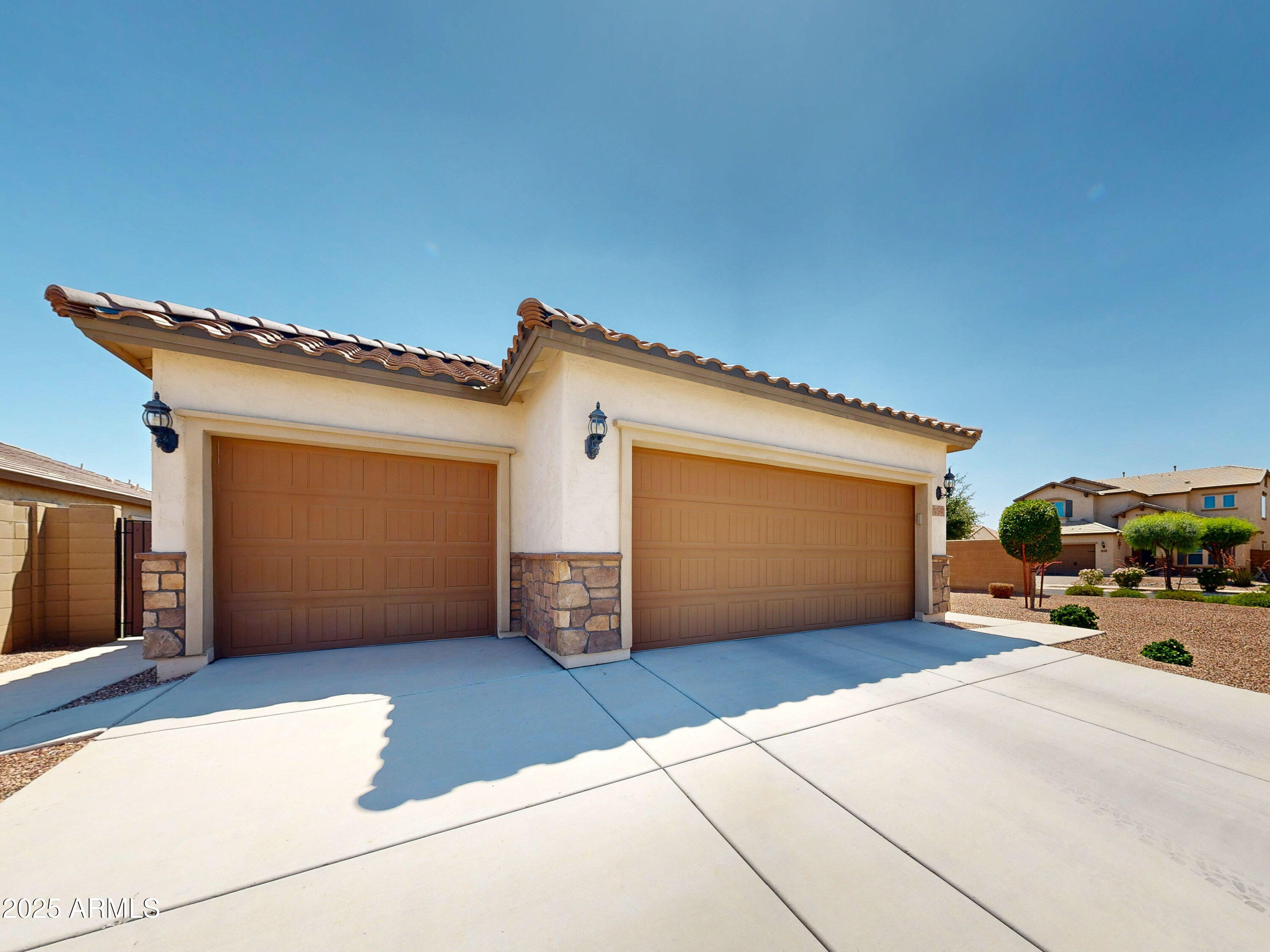 Search Homes 1 17547 W GAMBIT Trail