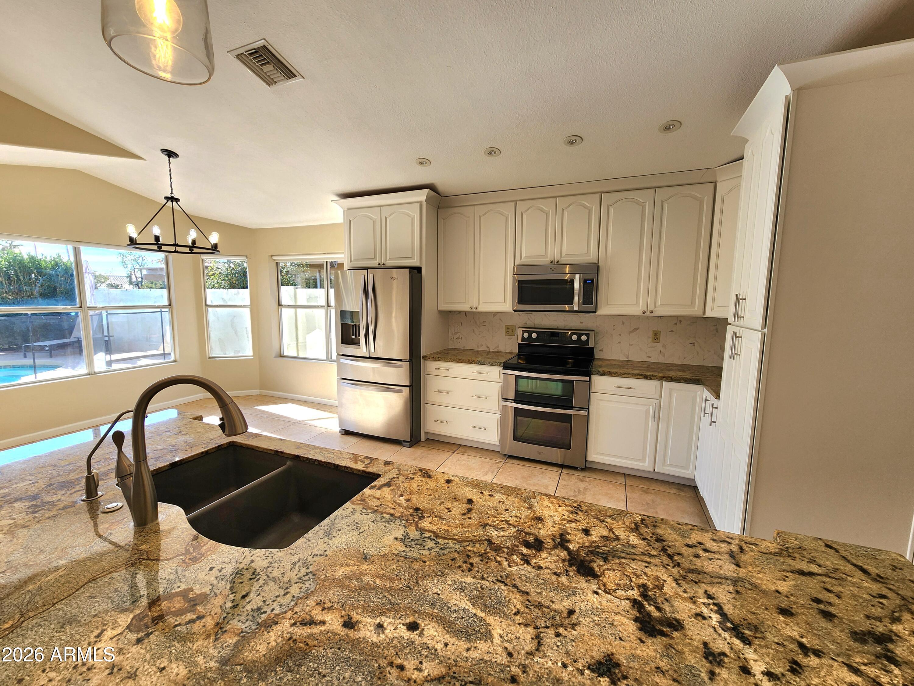 15013 S 46TH Place