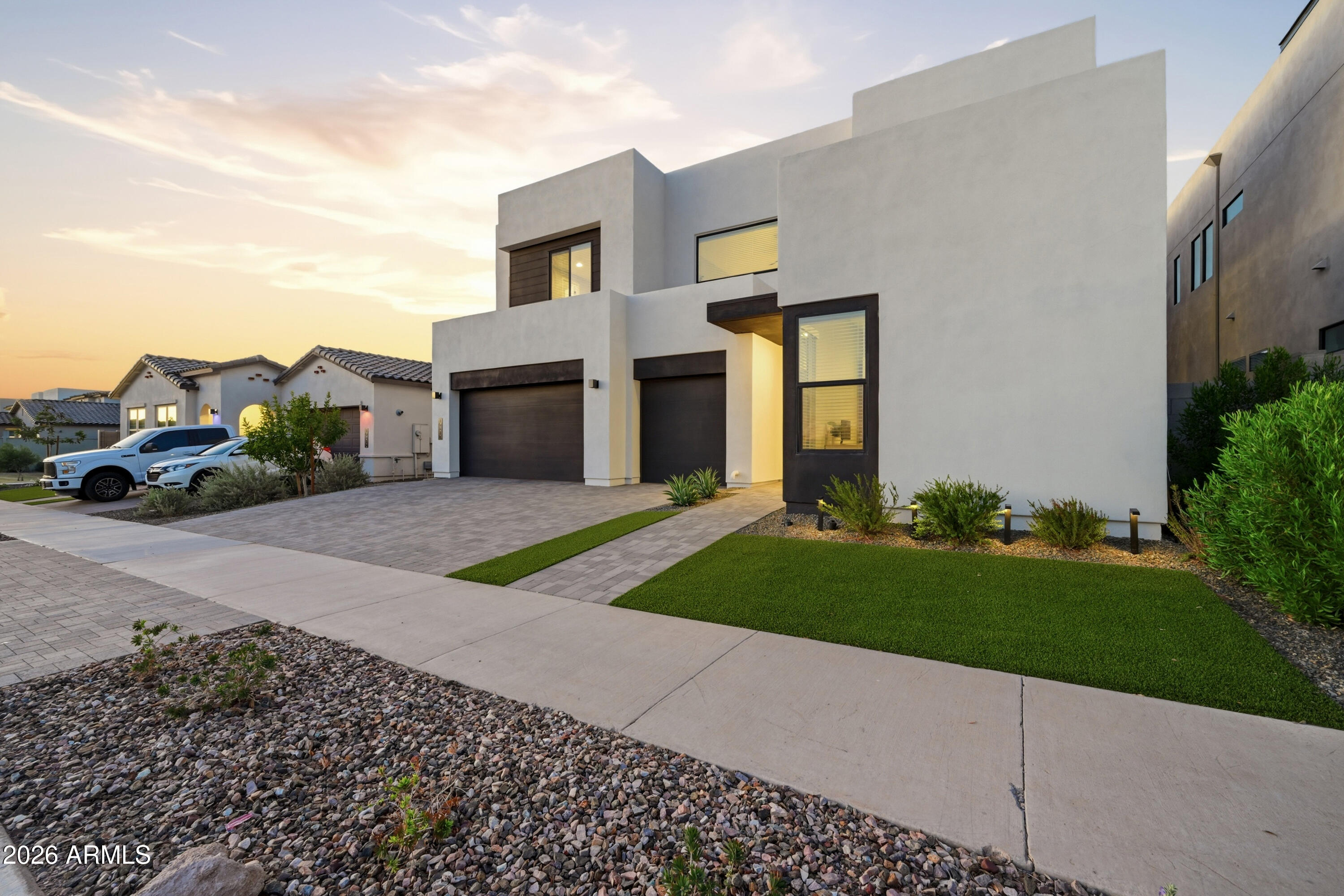 10318 E UNITY Avenue